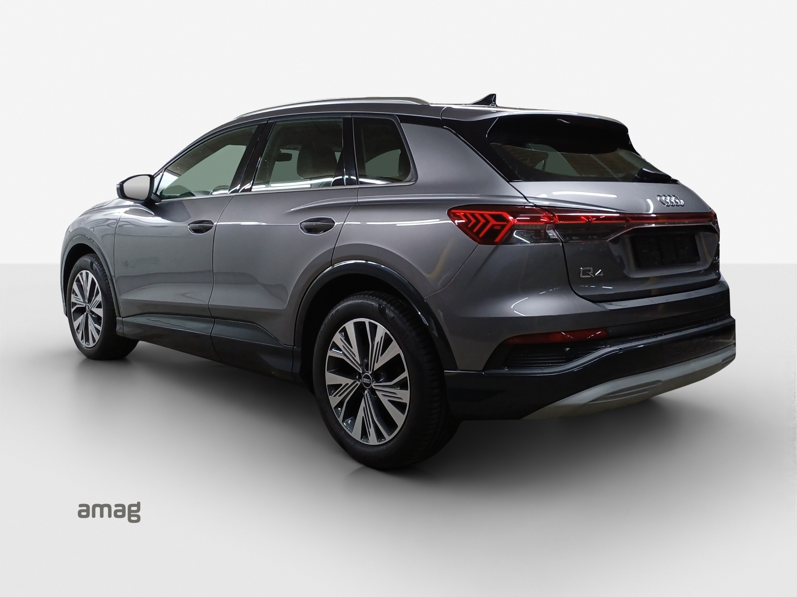 AUDI Q4 e-tron 50 quattro-image-2
