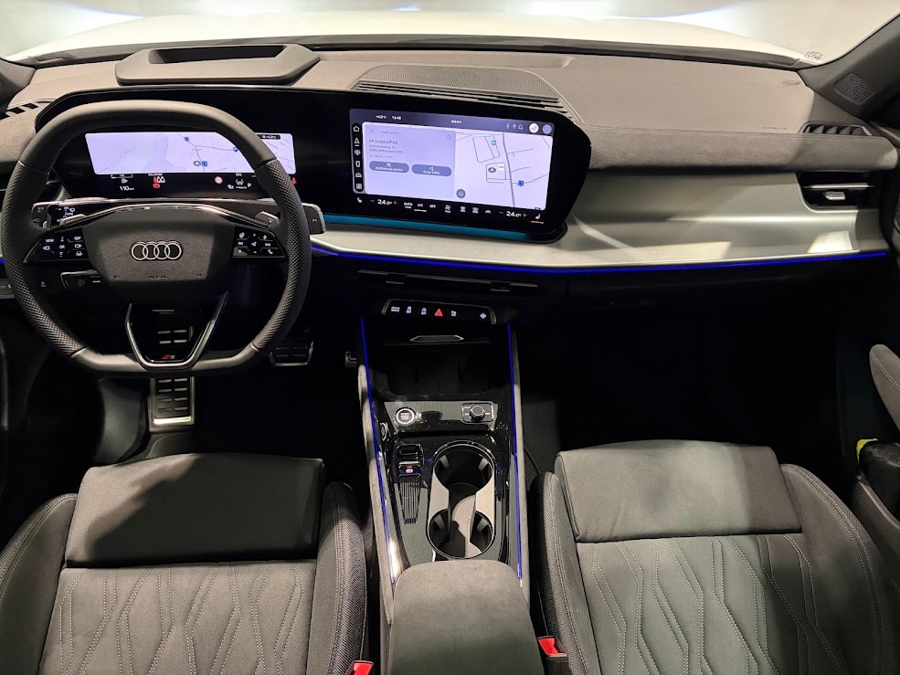 AUDI Q3 SUV TFSI quattro 195 kW S tronic-image-10