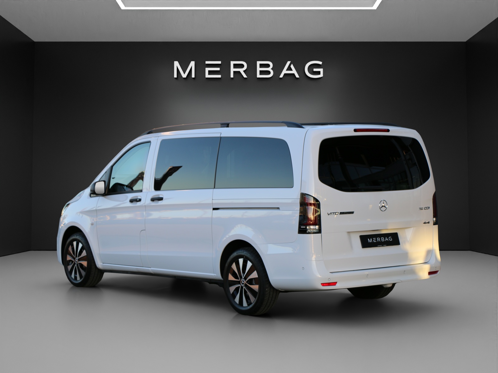 MERCEDES-BENZ Vito 116 CDI Tourer SELECT Family 3200mm-image-2