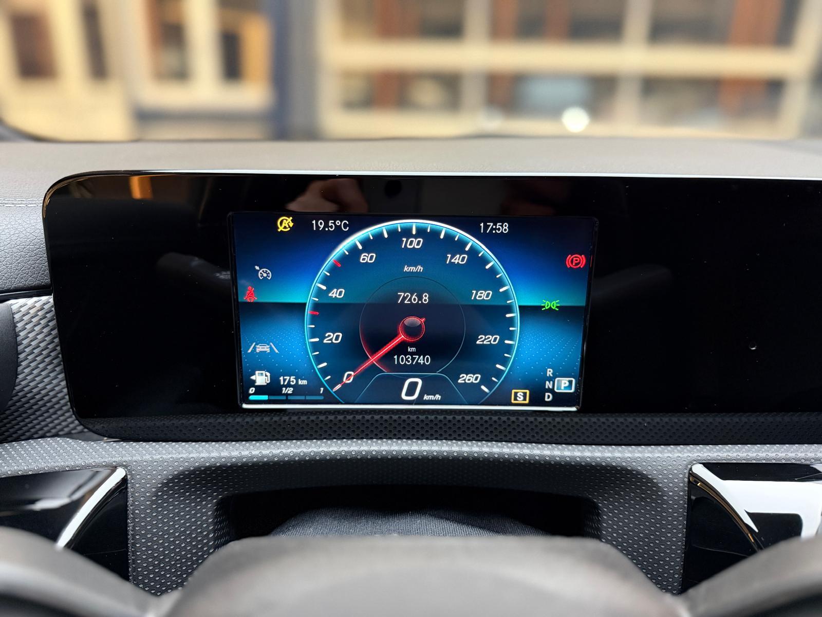 MERCEDES-BENZ CLA 200 d Progressive-image-26