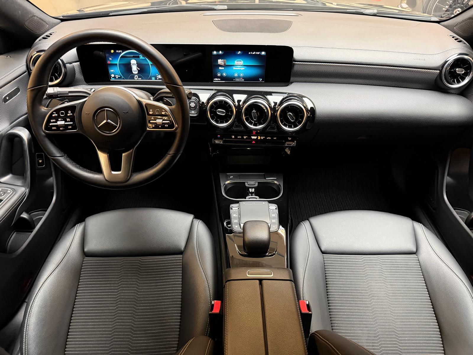 MERCEDES-BENZ CLA 200 d Progressive-image-12