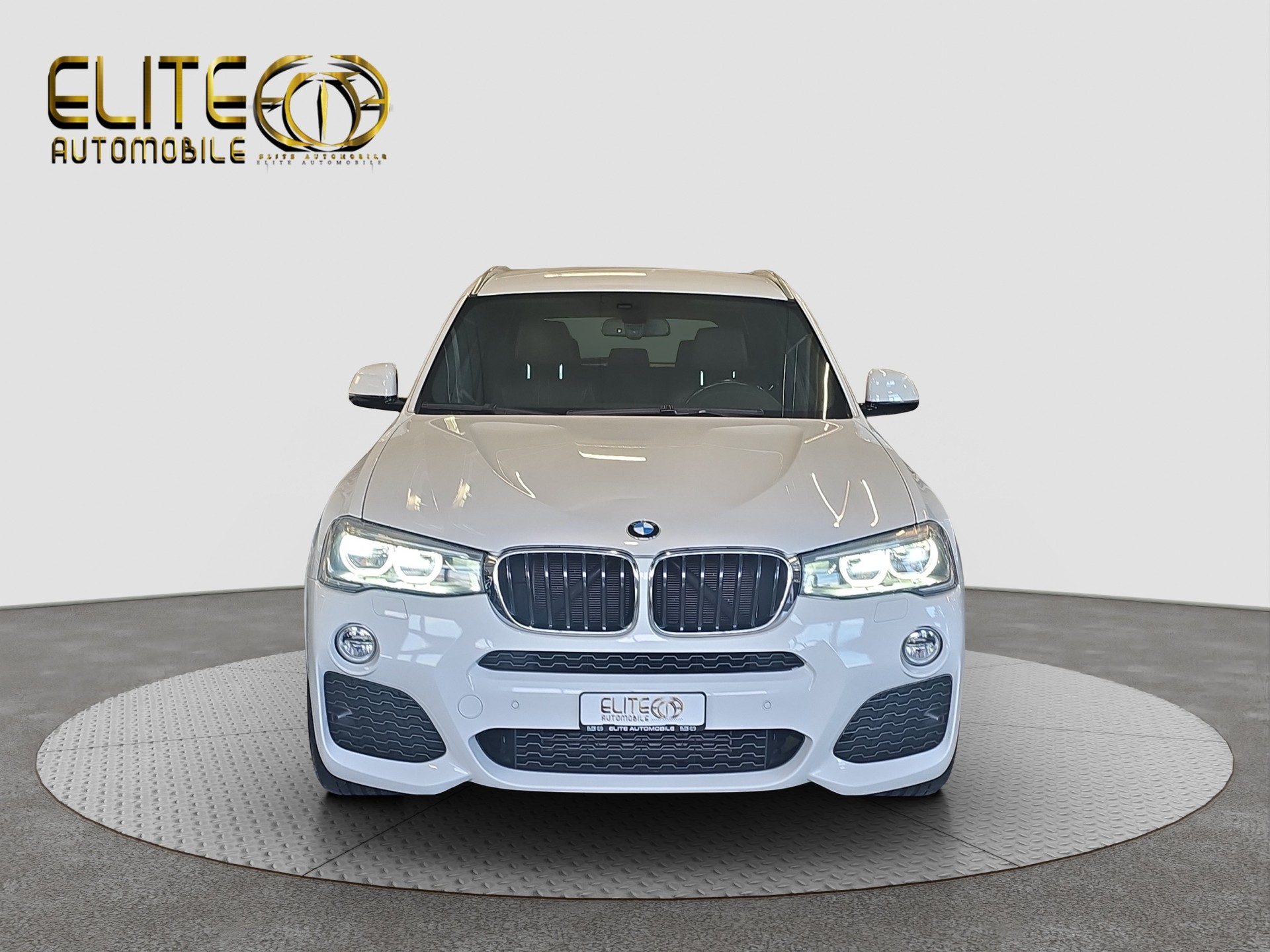 BMW X3 xDrive 20d xLine Steptronic-showroom-element-1