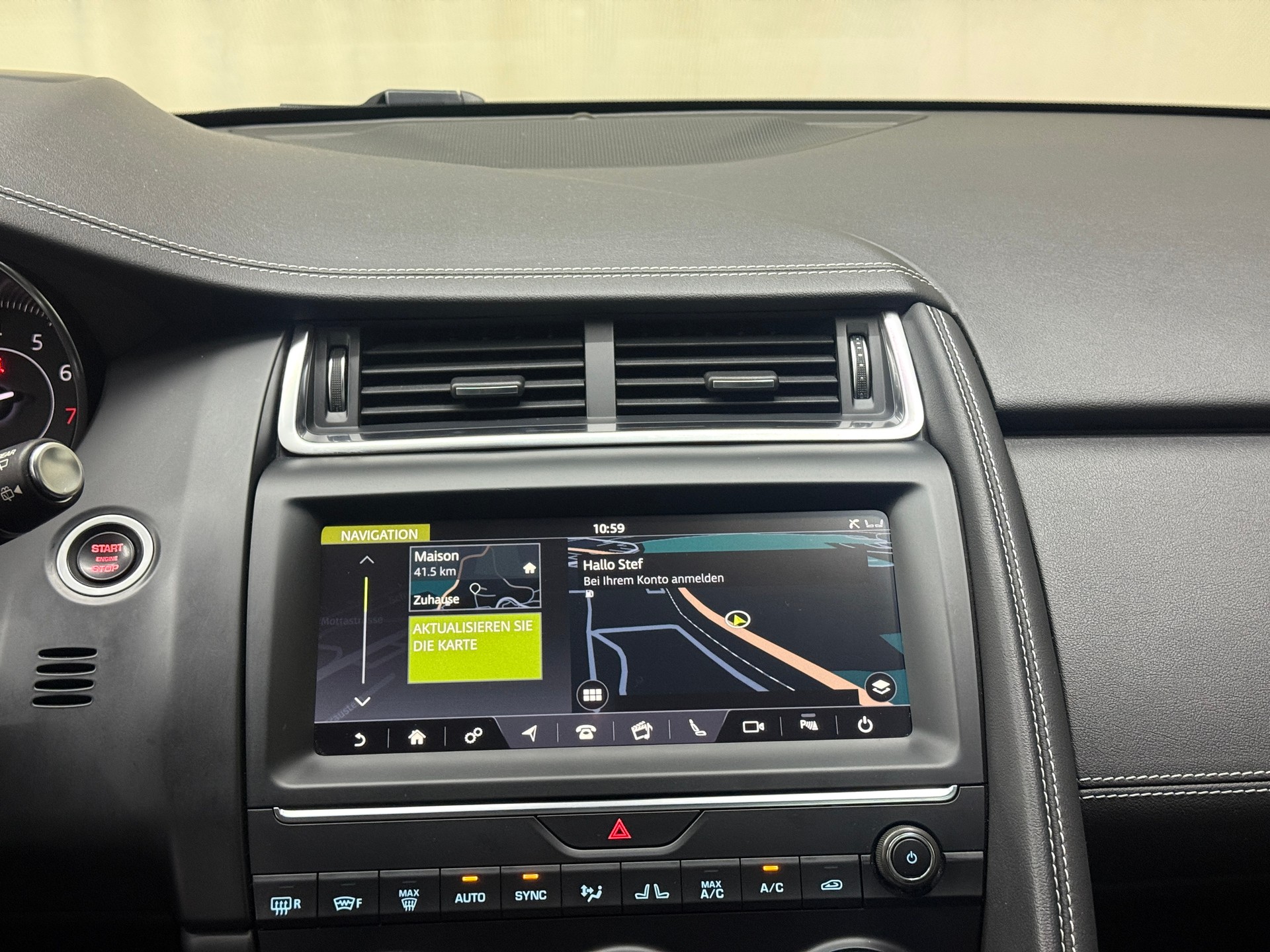 JAGUAR E-Pace P200 R-Dynamic S AWD Automatik-image-10