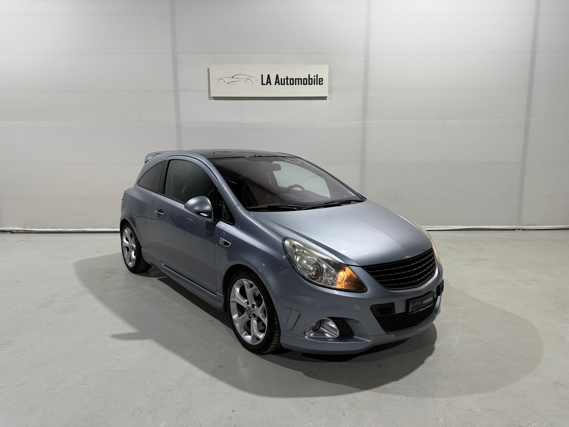 OPEL Corsa 1.6 Turbo OPC-image-4