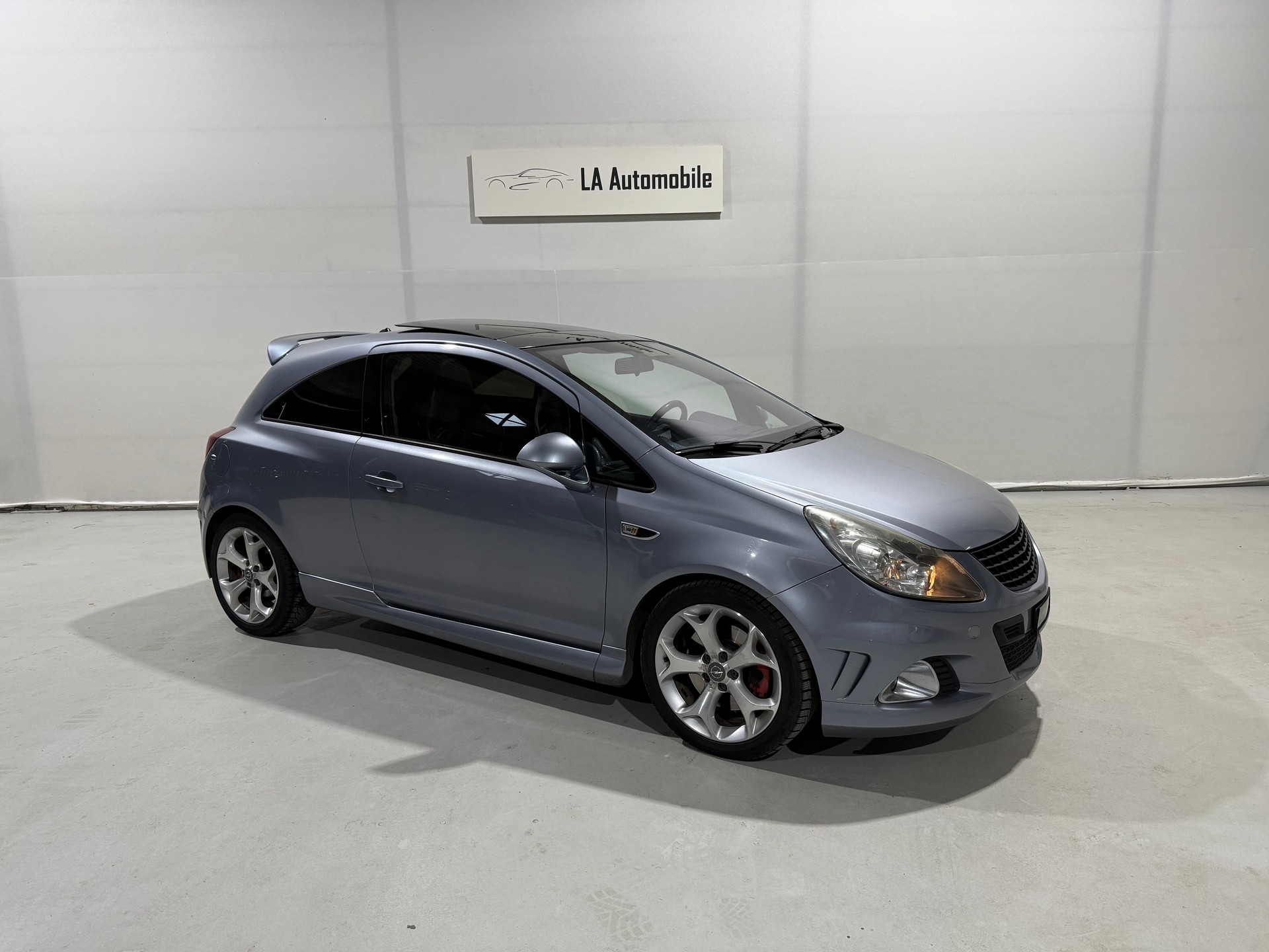 OPEL Corsa 1.6 Turbo OPC-image-5