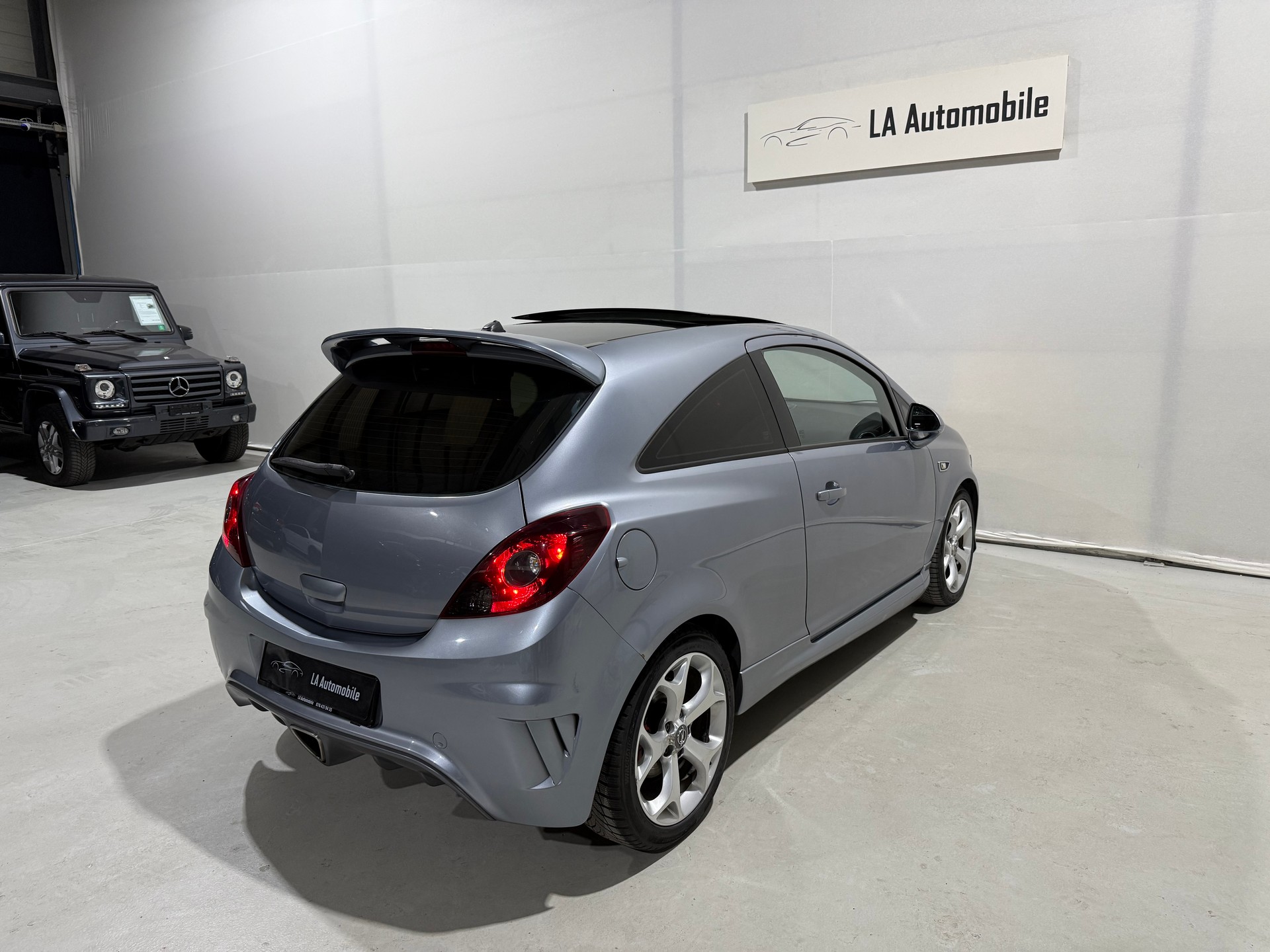 OPEL Corsa 1.6 Turbo OPC-image-8