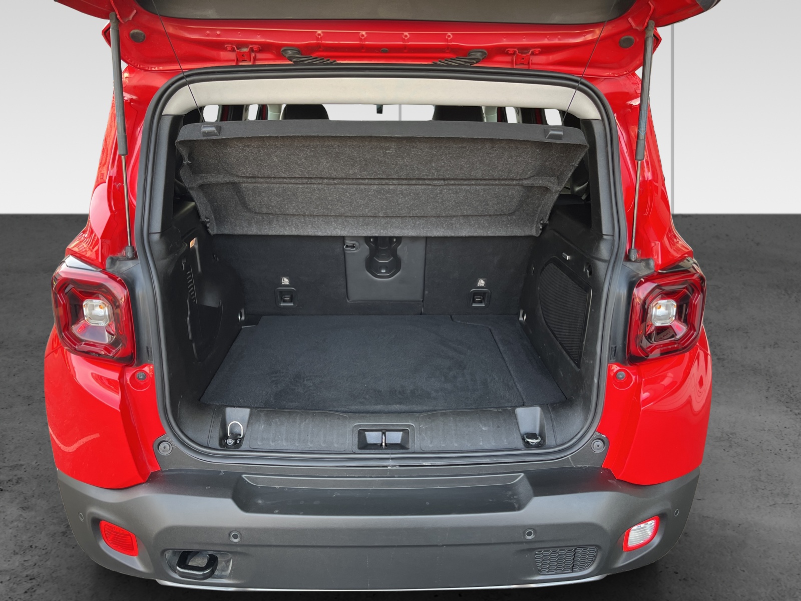 JEEP Renegade 1.3 T PHEV Trailhawk Plus AWD-image-11