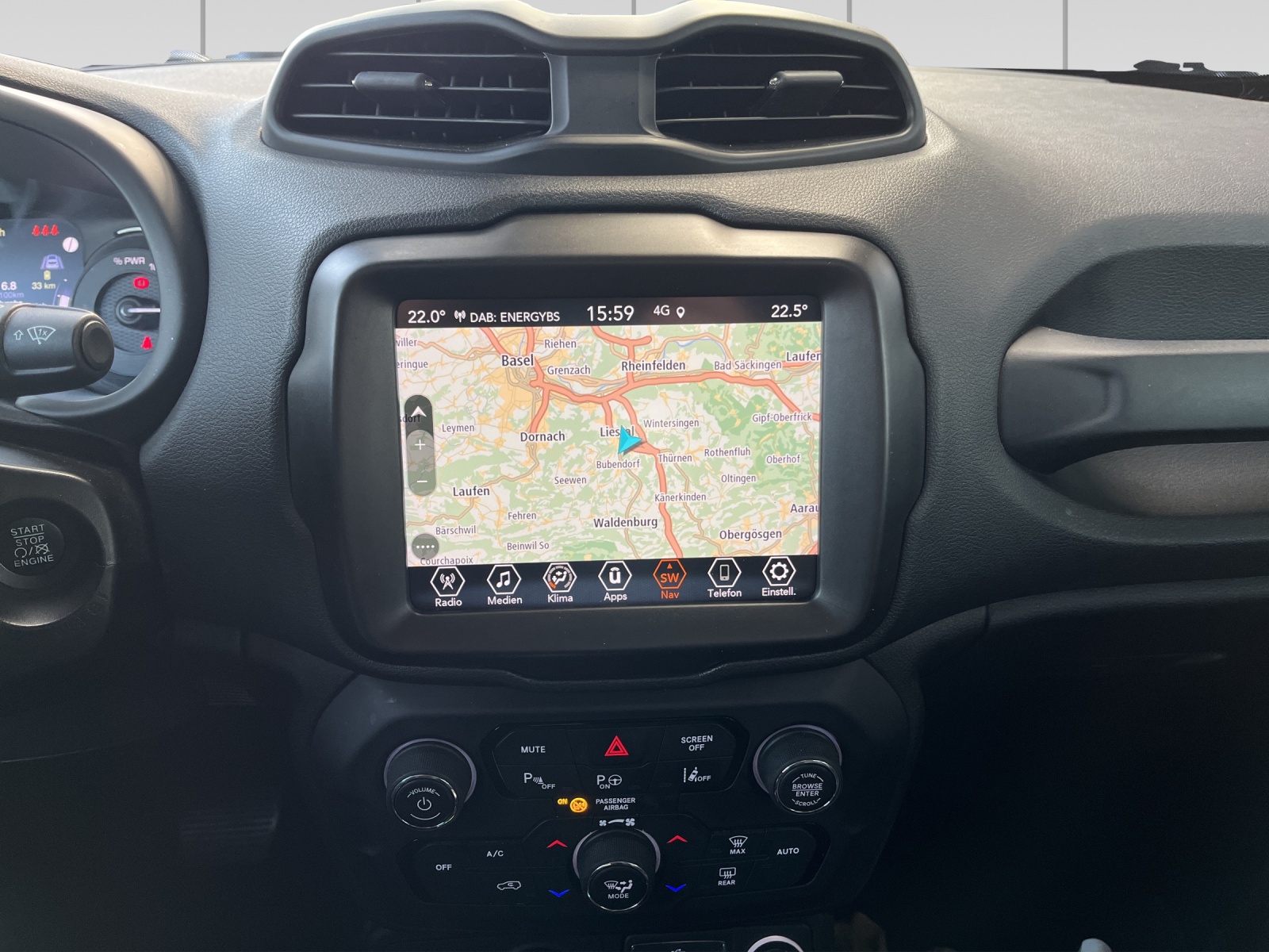 JEEP Renegade 1.3 T PHEV Trailhawk Plus AWD-image-9