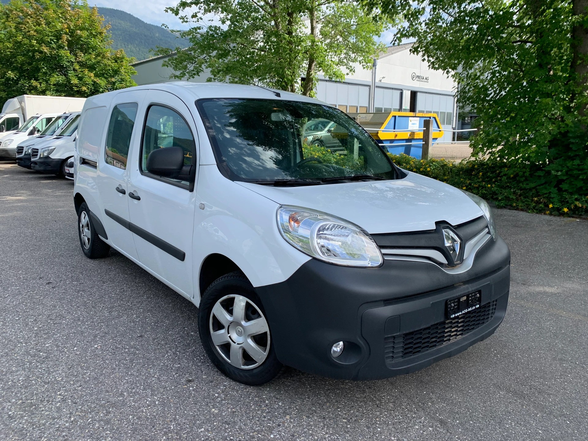 RENAULT Kangoo Maxi dCi 90 ENERGY Business 2 Pl./2 pl. ** Klimaanlage ** 02x Sitze ** Tempomat * Nutzlast 768Kg * Frisch Ab MFK-image-5