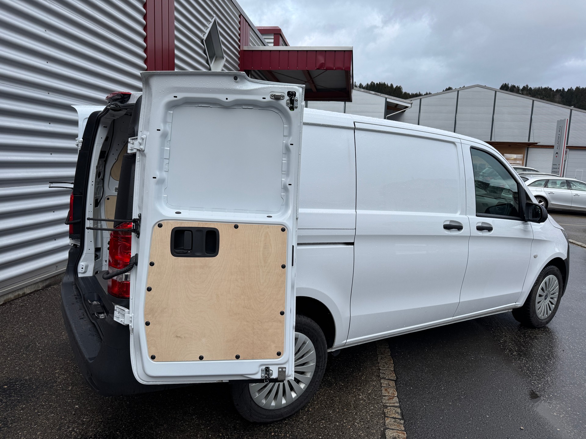 MERCEDES-BENZ Vito 116 CDI 9G-Tronic Pro-image-5