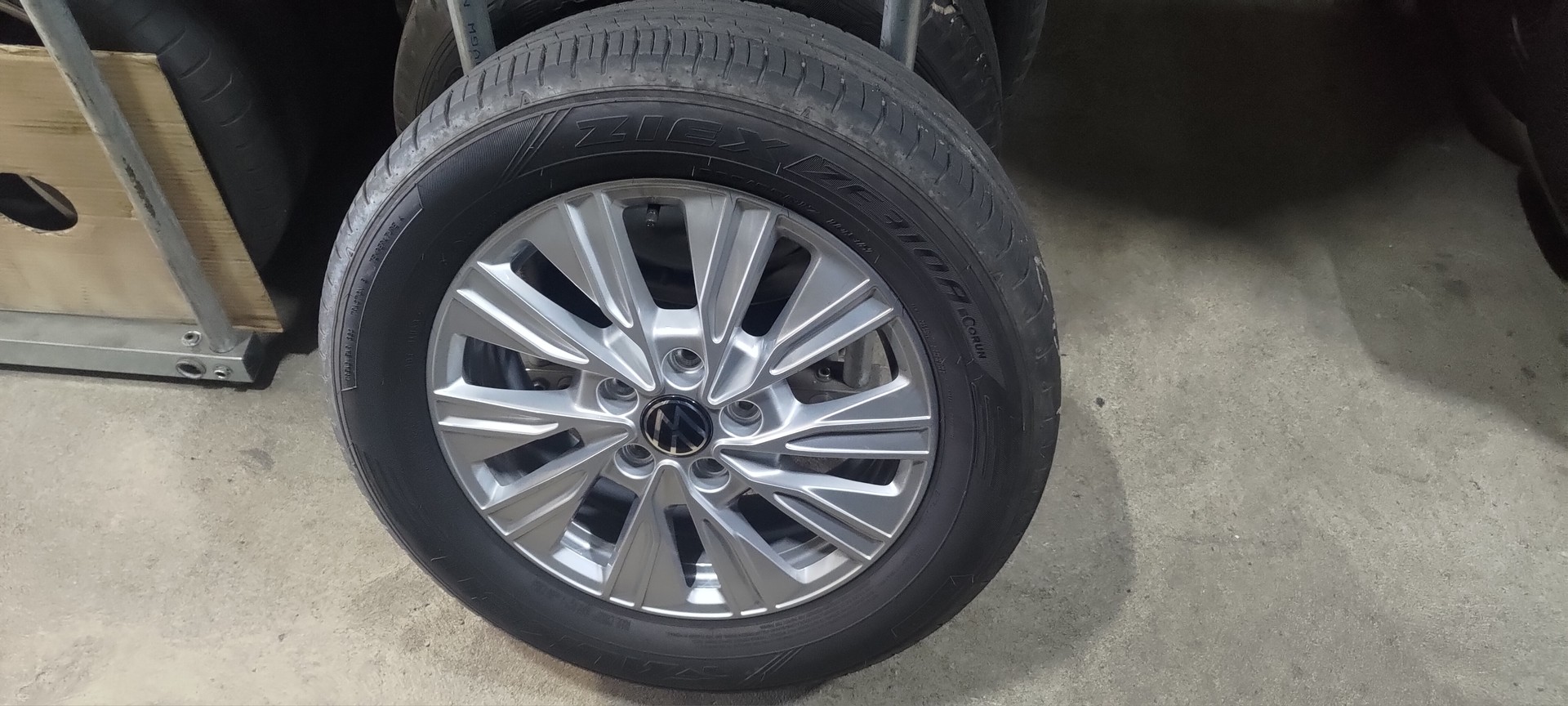 VW Multivan 2.0 TDI DSG-image-5