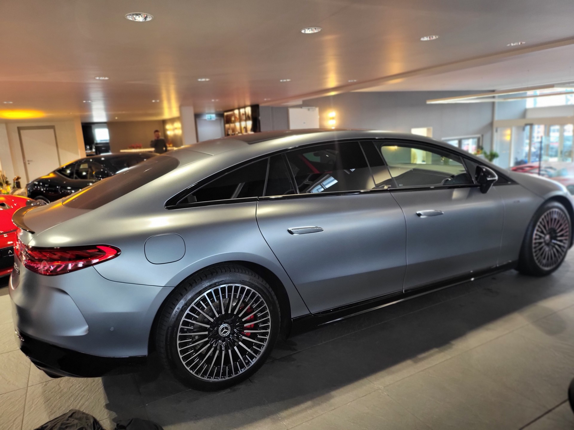 MERCEDES-BENZ EQS AMG 53 4Matic+-image-2