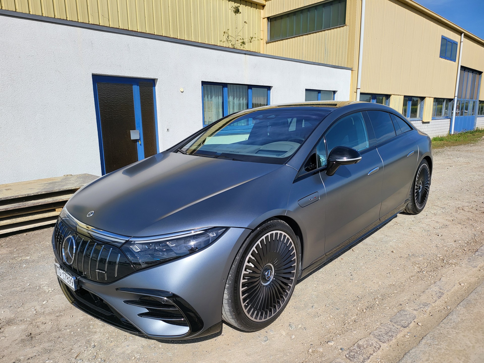 MERCEDES-BENZ EQS AMG 53 4Matic+-image-3