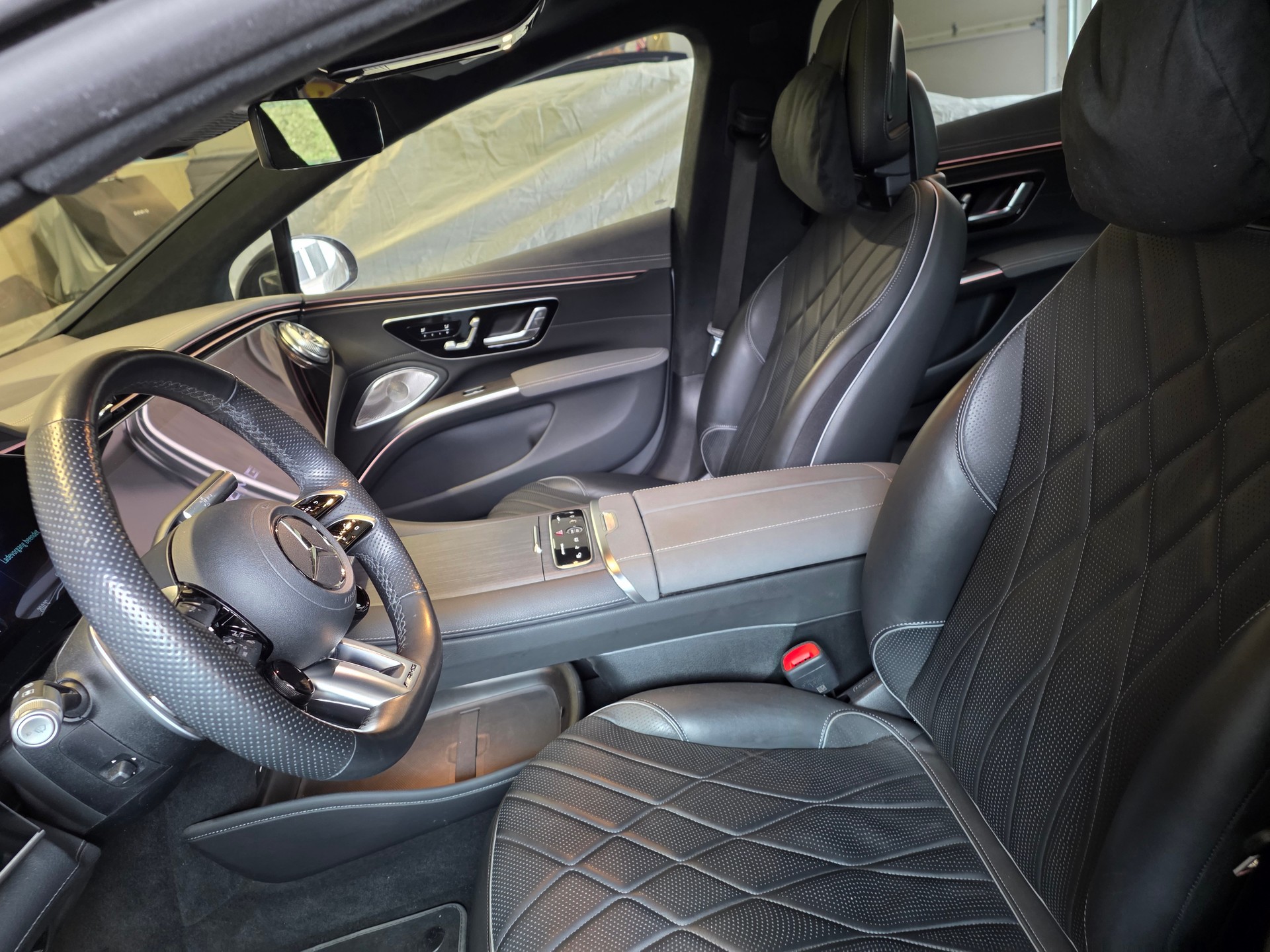 MERCEDES-BENZ EQS AMG 53 4Matic+-image-5