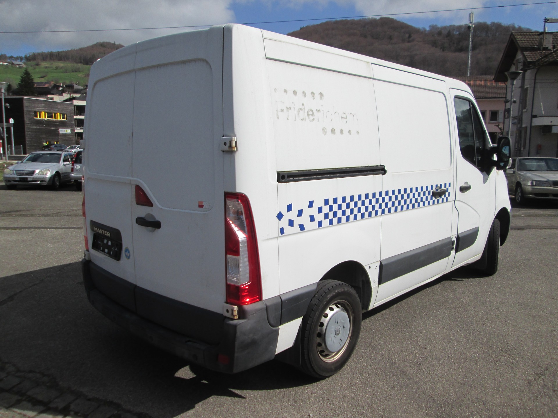 RENAULT Master T33 2.3dCi L1H1-image-3