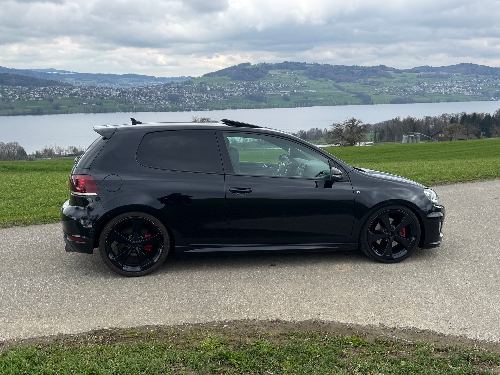 VW Golf 2.0 TSI GTI Edition 35 DSG-image-0