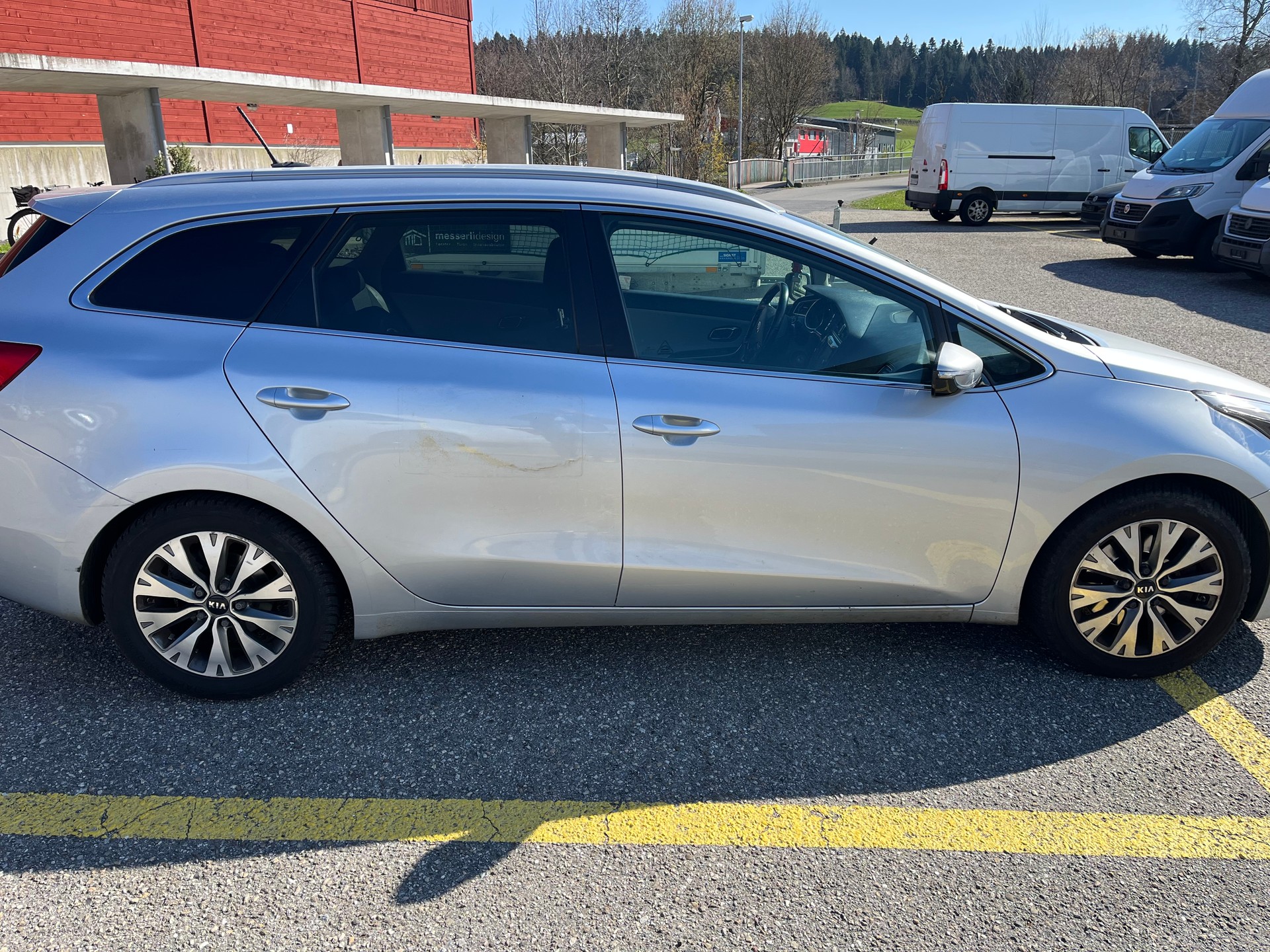 KIA Cee'd Sportswagon 1.0 T-GDi Swiss Champion-image-6