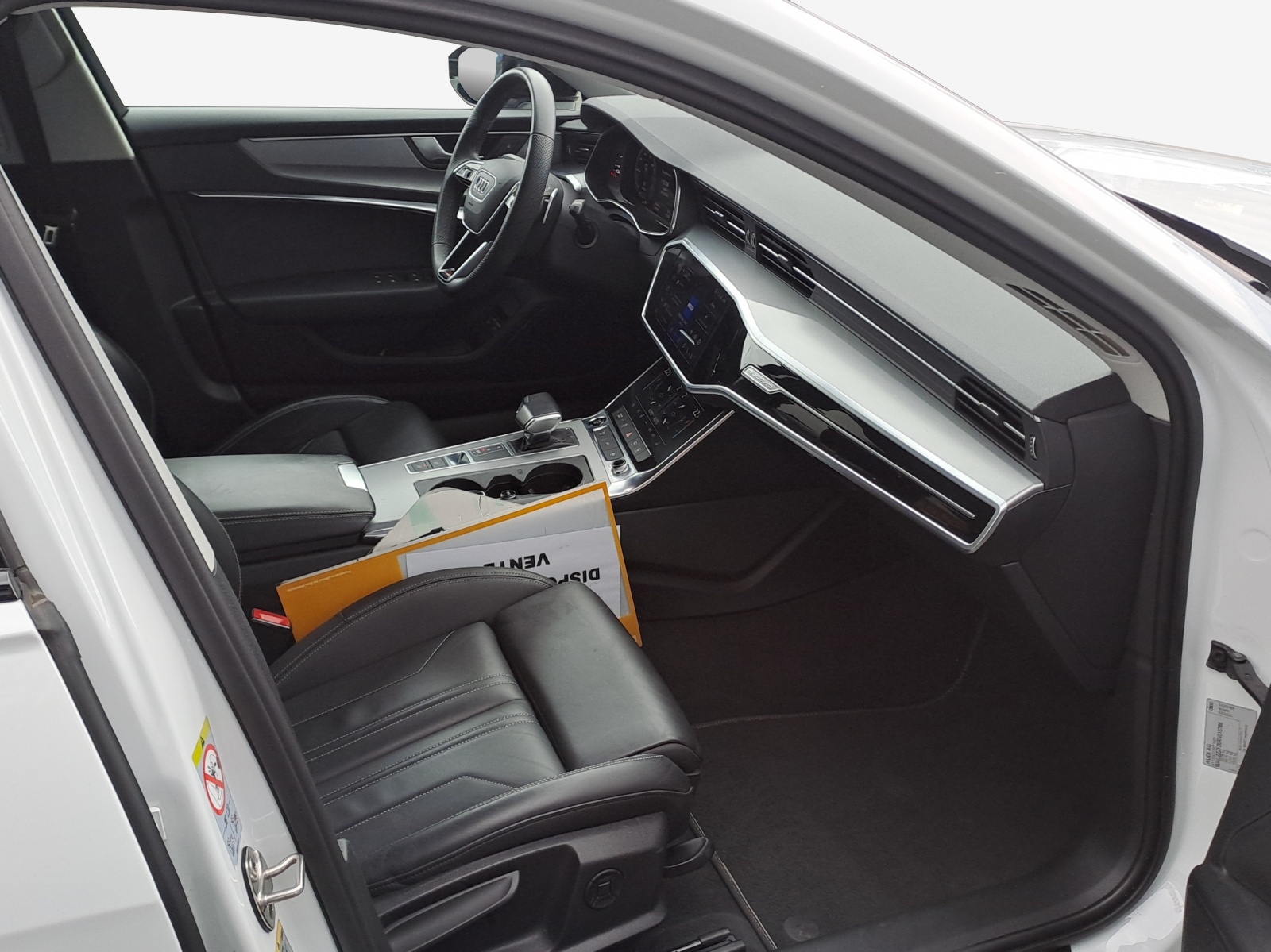 AUDI A6 Avant 55 TFSIe S line quattro S-tronic-image-14