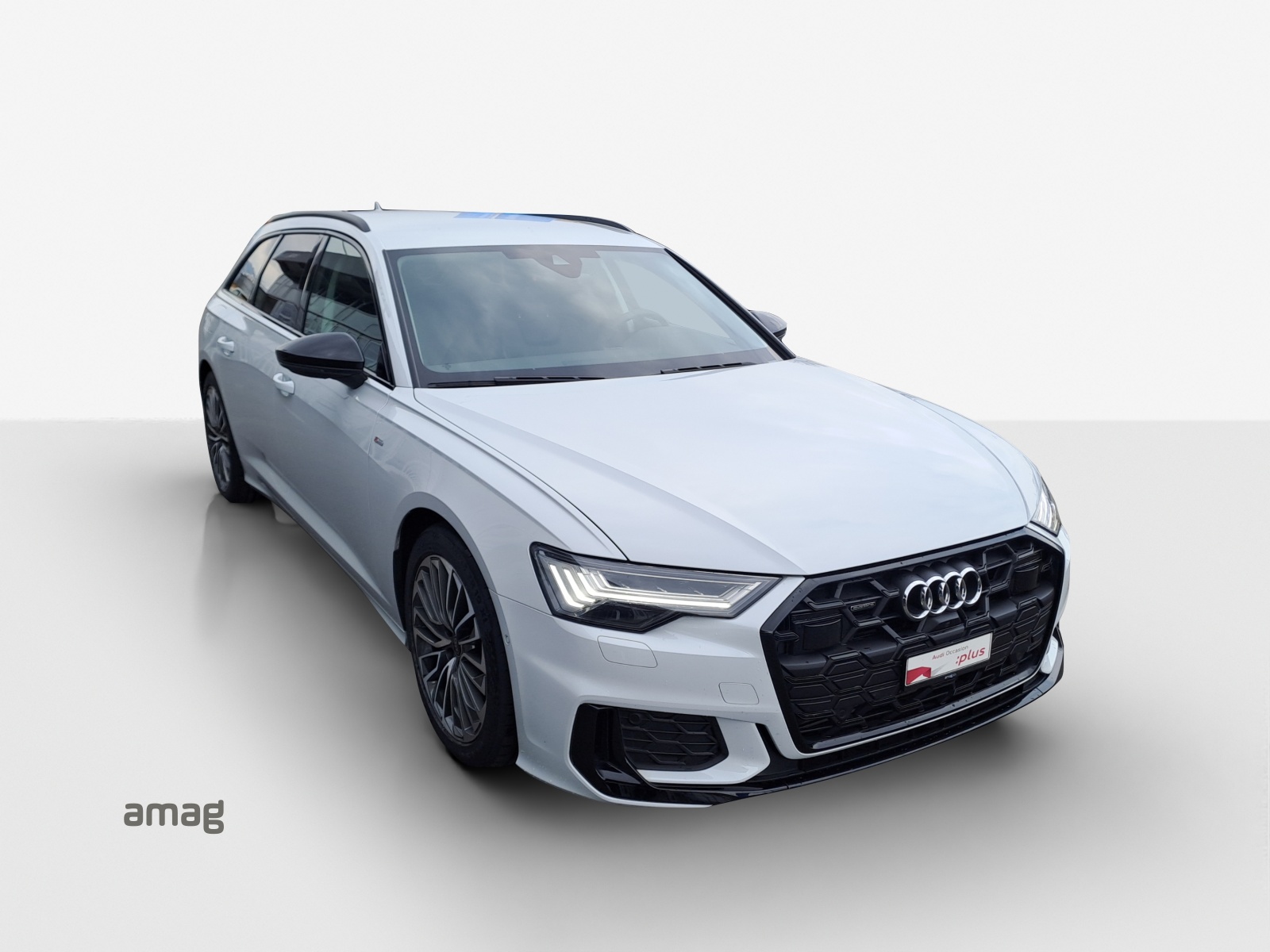 AUDI A6 Avant 55 TFSIe S line quattro S-tronic-image-16