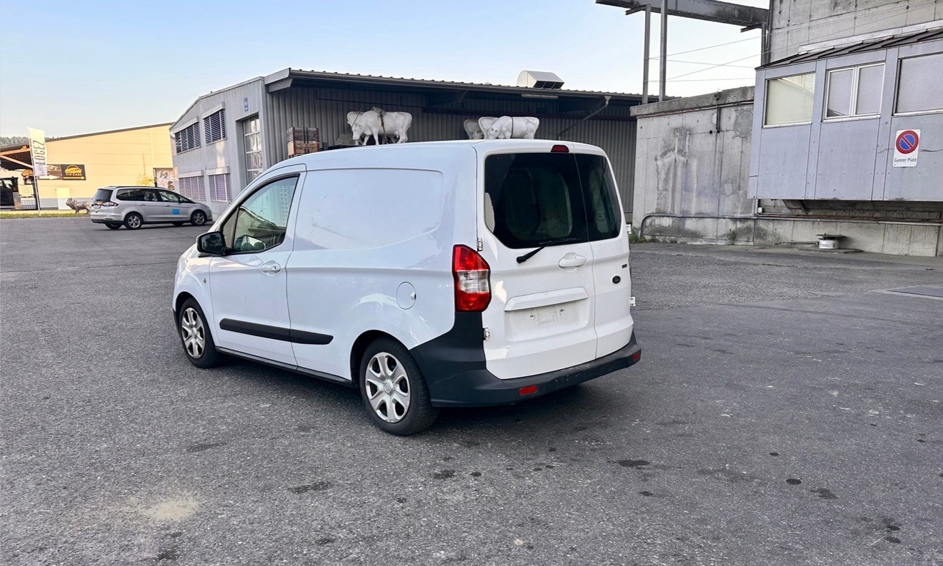 FORD Transit Courier-image-8
