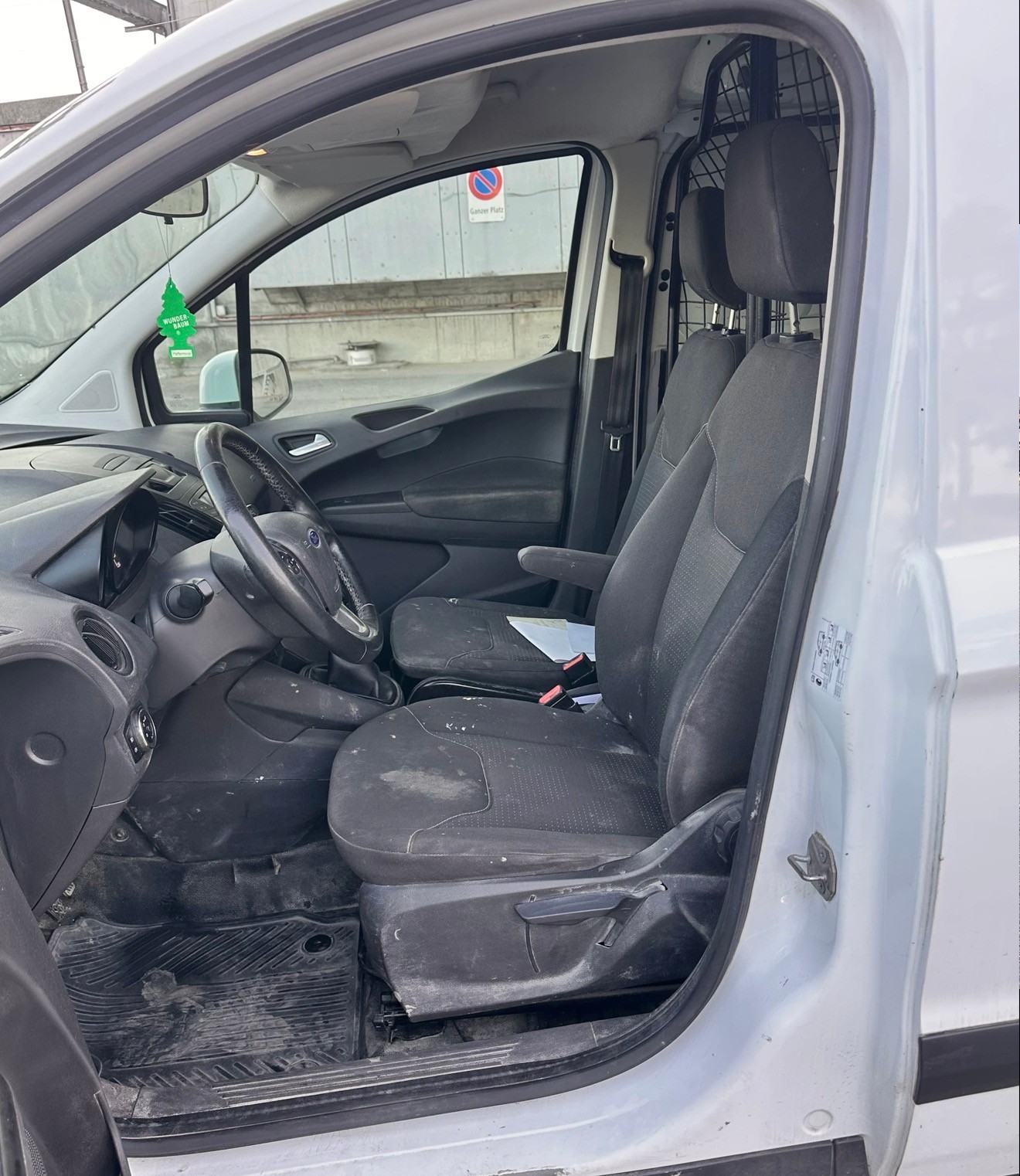 FORD Transit Courier-image-7