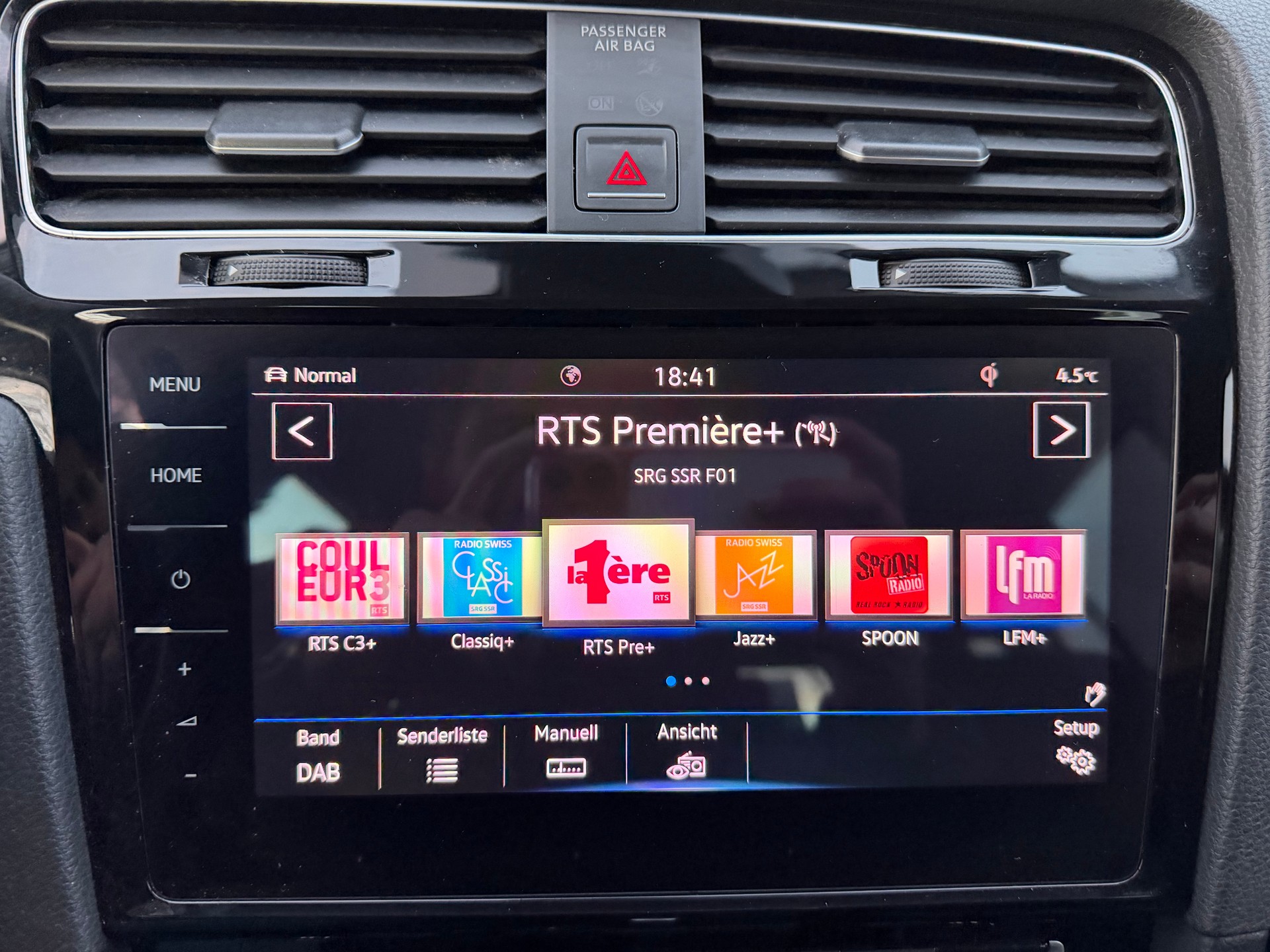 VW Golf Variant 2.0 TDI Highline 4Motion DSG-image-24