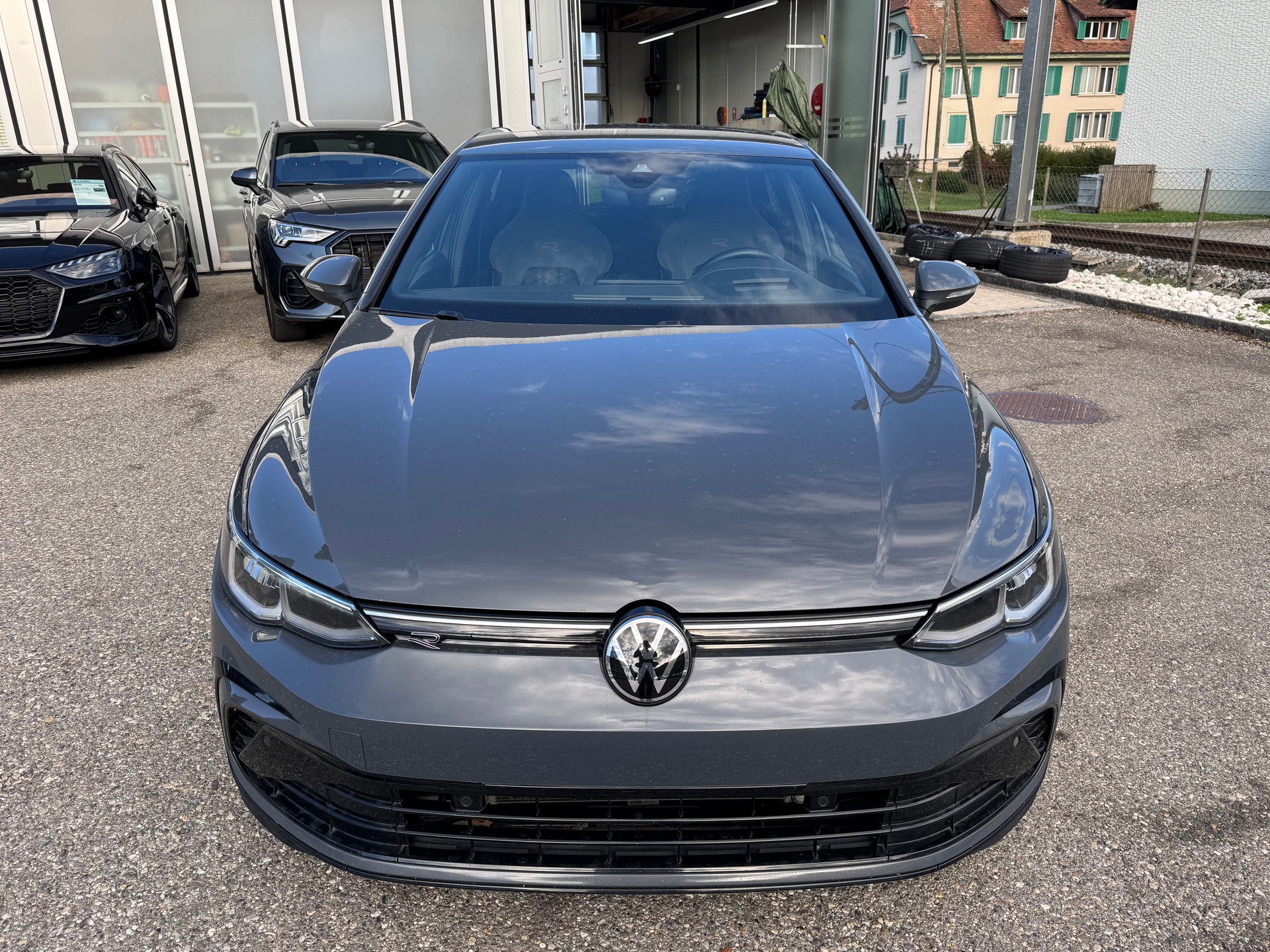 VW Golf 2.0 TSI R-Line DSG 4 Motion-image-6
