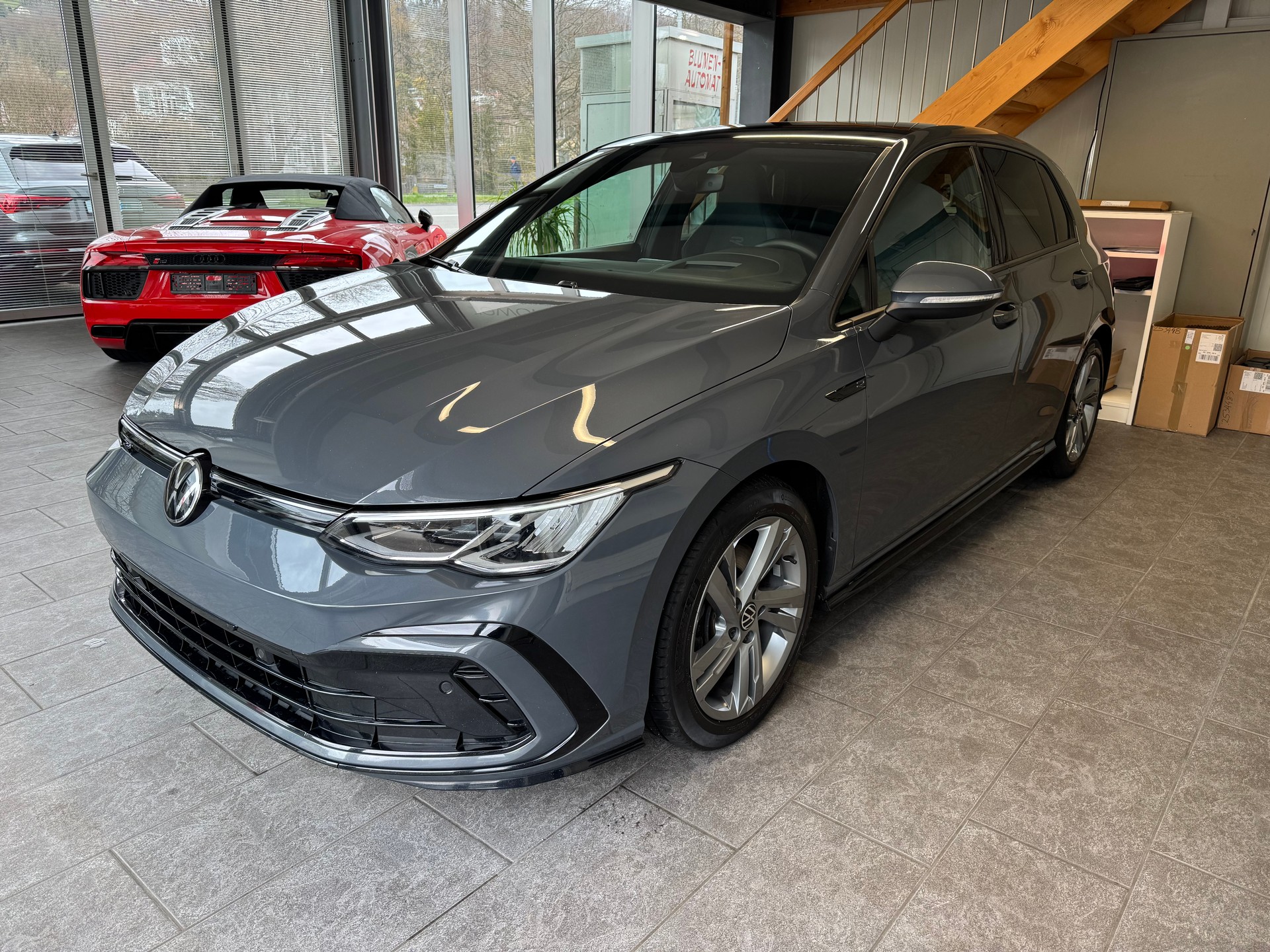 VW Golf 2.0 TSI R-Line DSG 4 Motion-image-1
