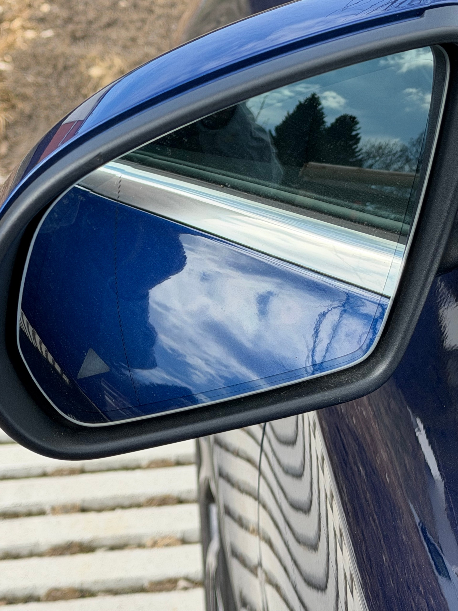 MERCEDES-BENZ GLC 350 e AMG Line 4Matic 7G-Tronic-image-11