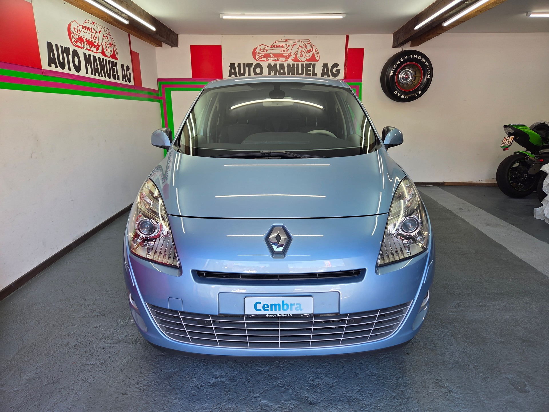 RENAULT Scénic 2.0 16V Privilège X-Tronic CVT-image-0