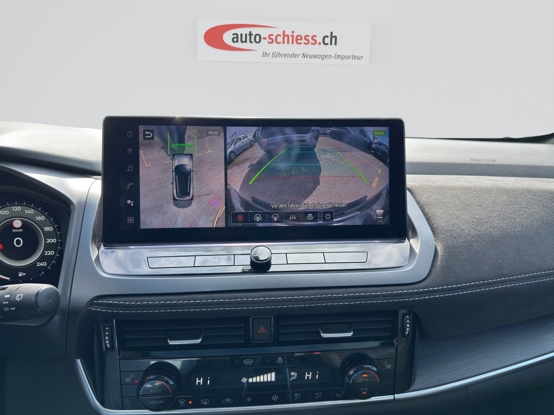 NISSAN Qashqai 1.3 DIG-T MHEV Tekna+ Xtronic-image-16