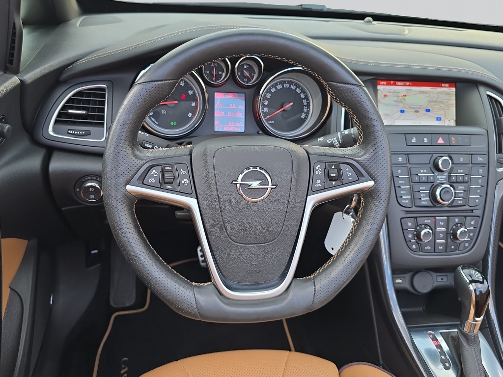 OPEL Cascada 1.6 T eTEC Cosmo-image-12