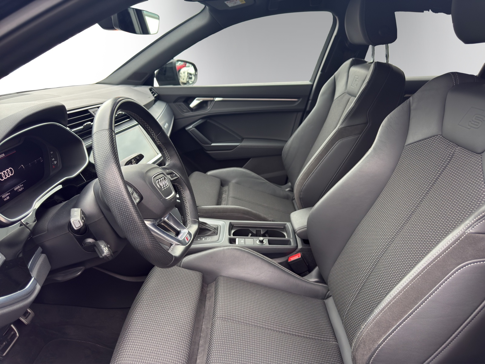 Image AUDI Q3 Q3 SB 40TDI S line Att qu