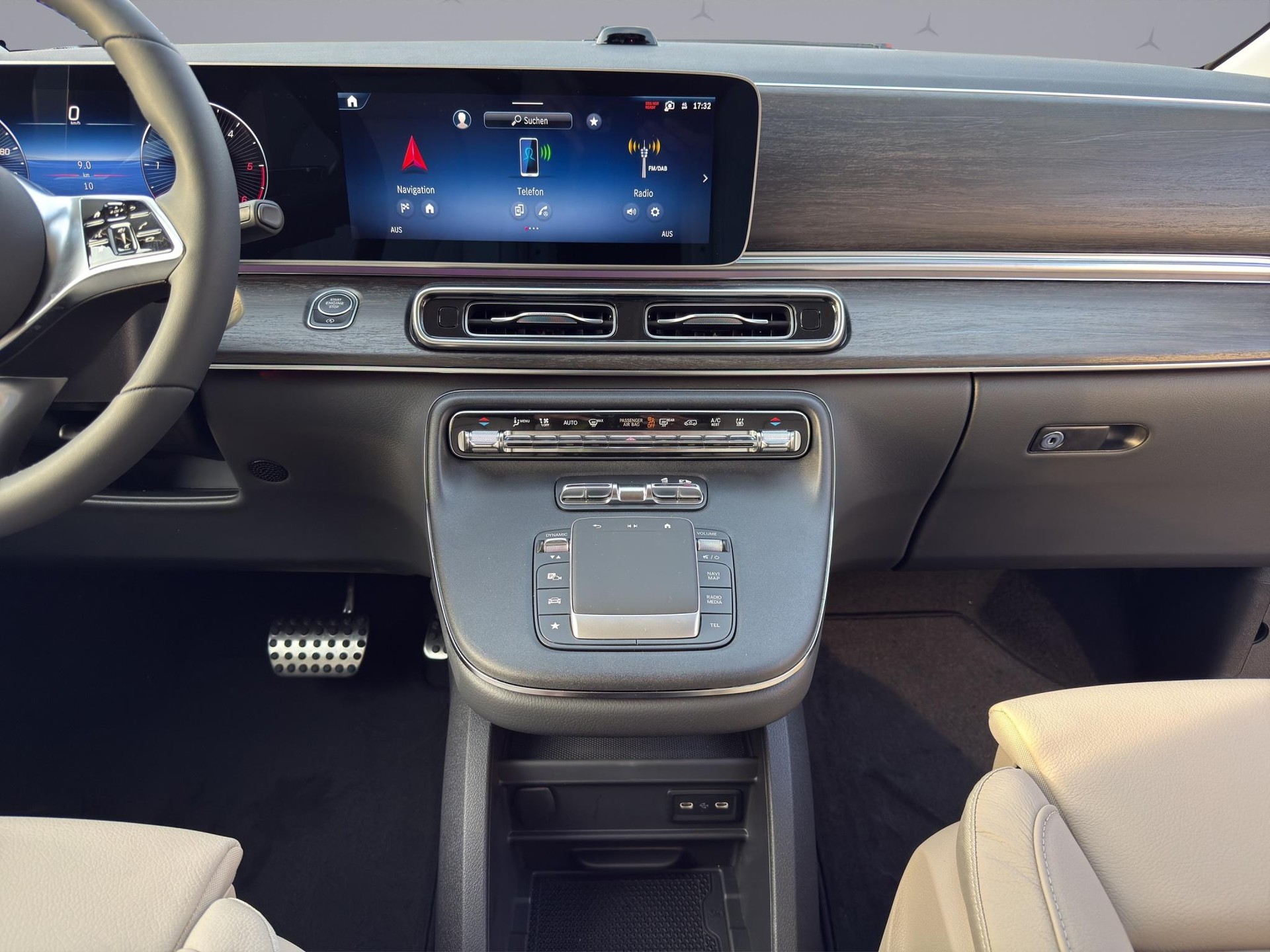 MERCEDES-BENZ Marco Polo 300 d-image-13