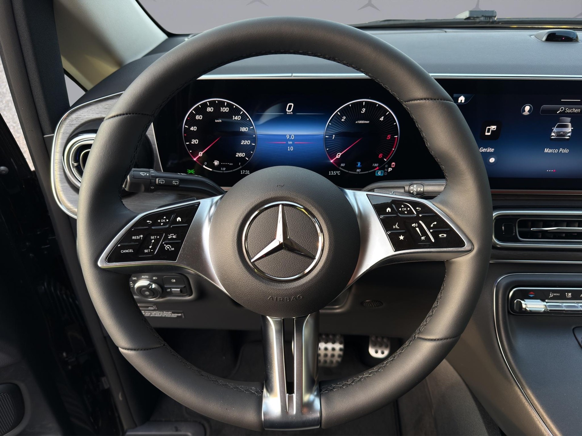 MERCEDES-BENZ Marco Polo 300 d-image-10