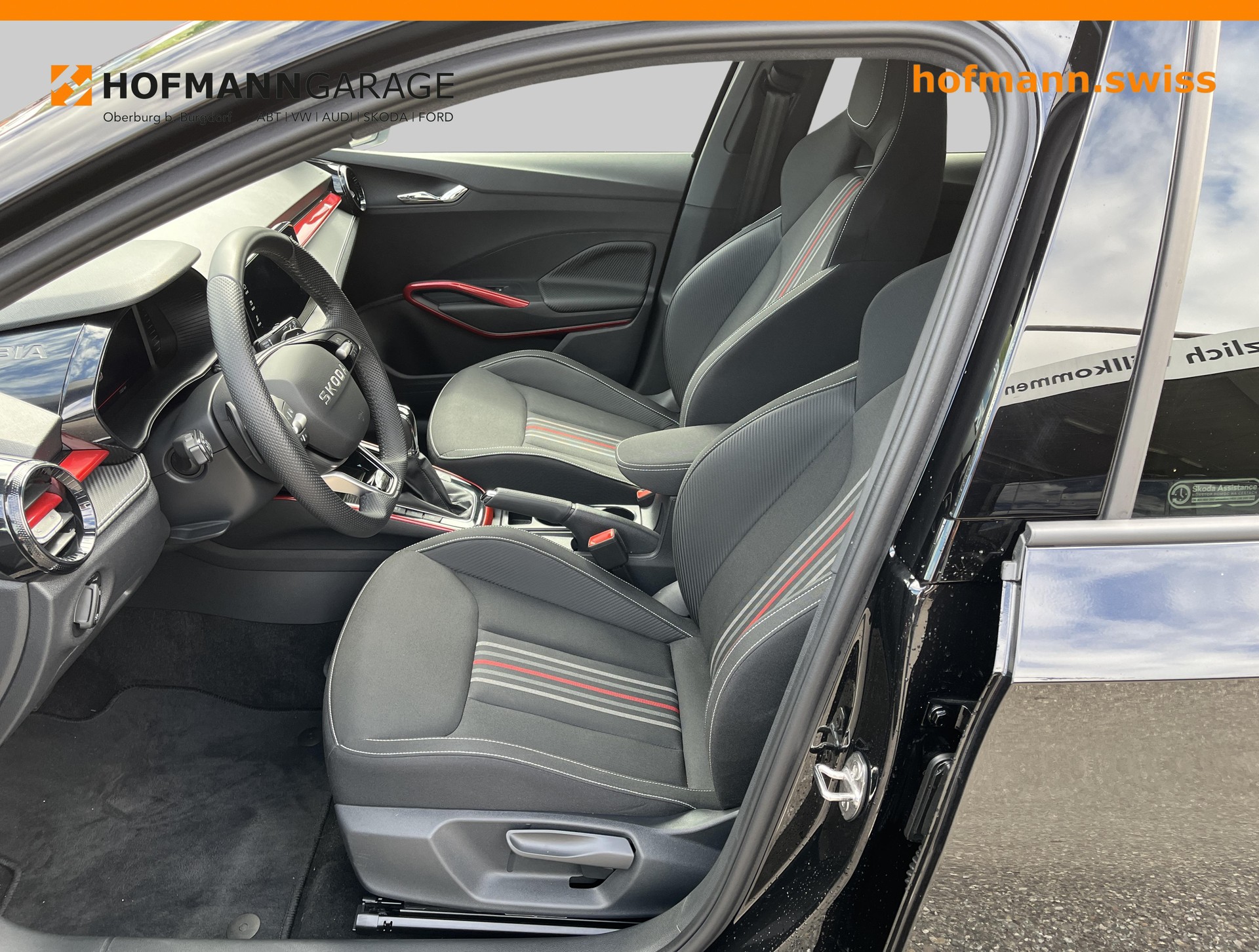 SKODA Fabia 1.0 TSI Monte Carlo DSG-image-4