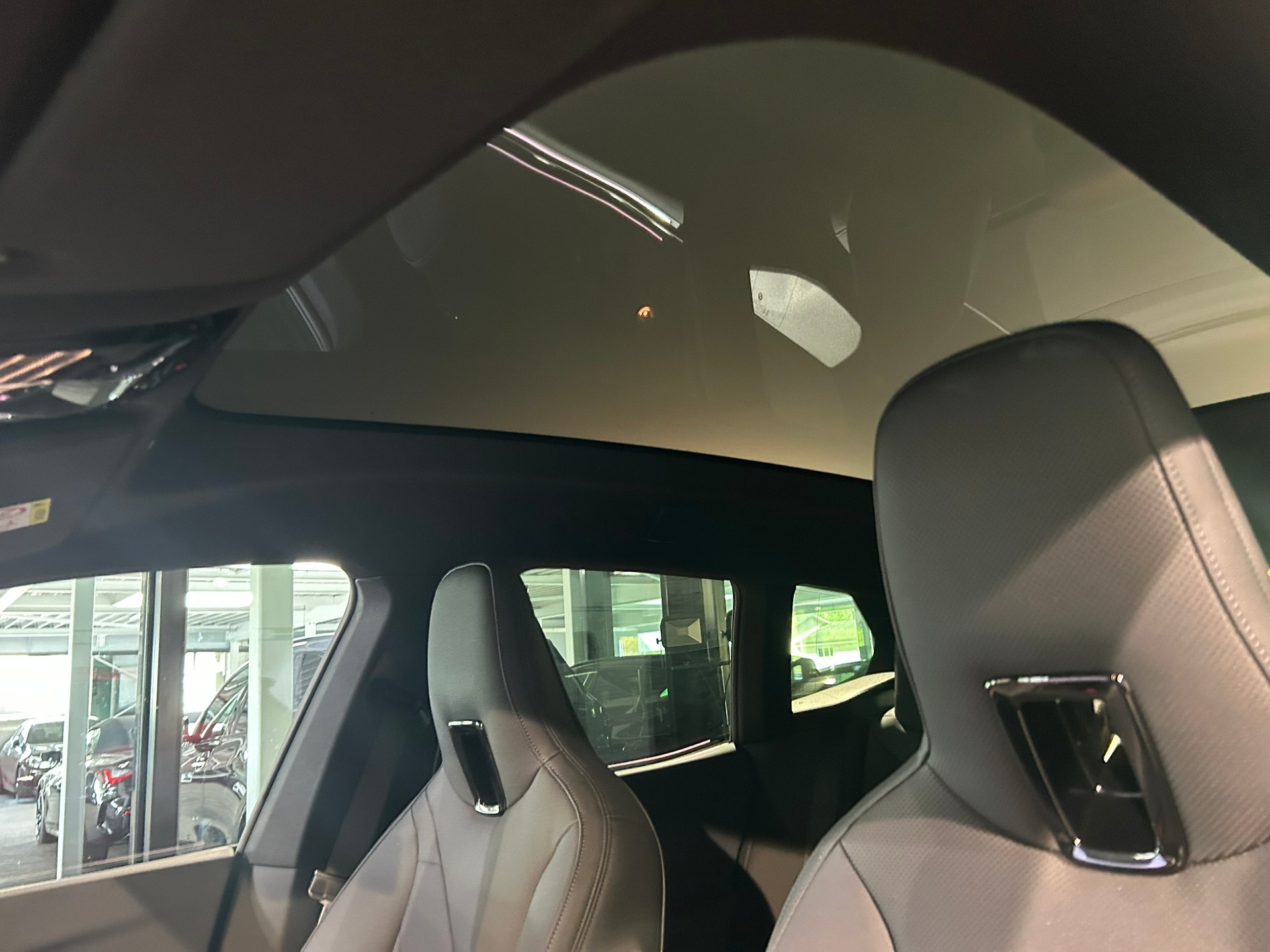 BMW iX xDrive40-image-27