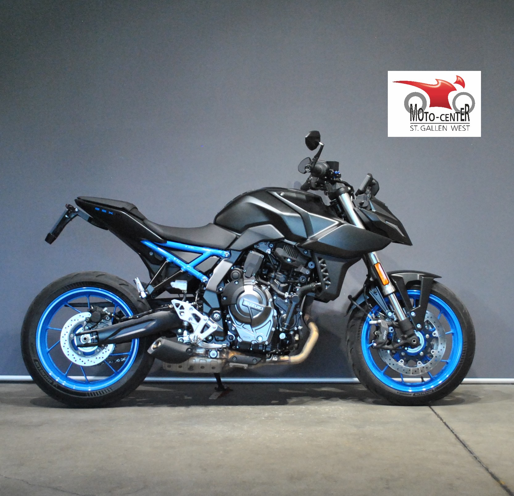 SUZUKI GSX 8 S (35kW)-showroom-element-1