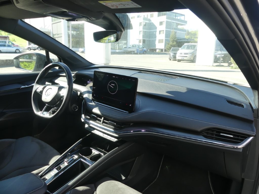 SKODA Enyaq iV 80x SportLine-image-8