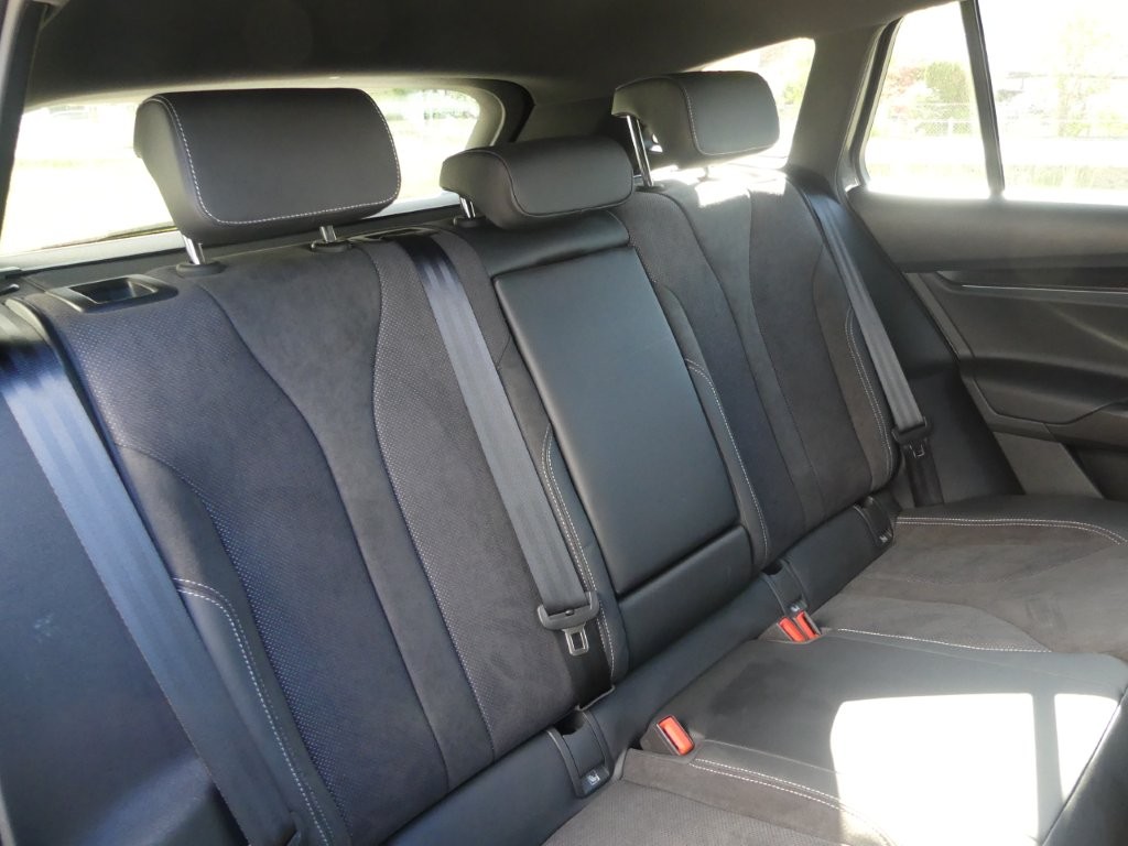 SKODA Enyaq iV 80x SportLine-image-12