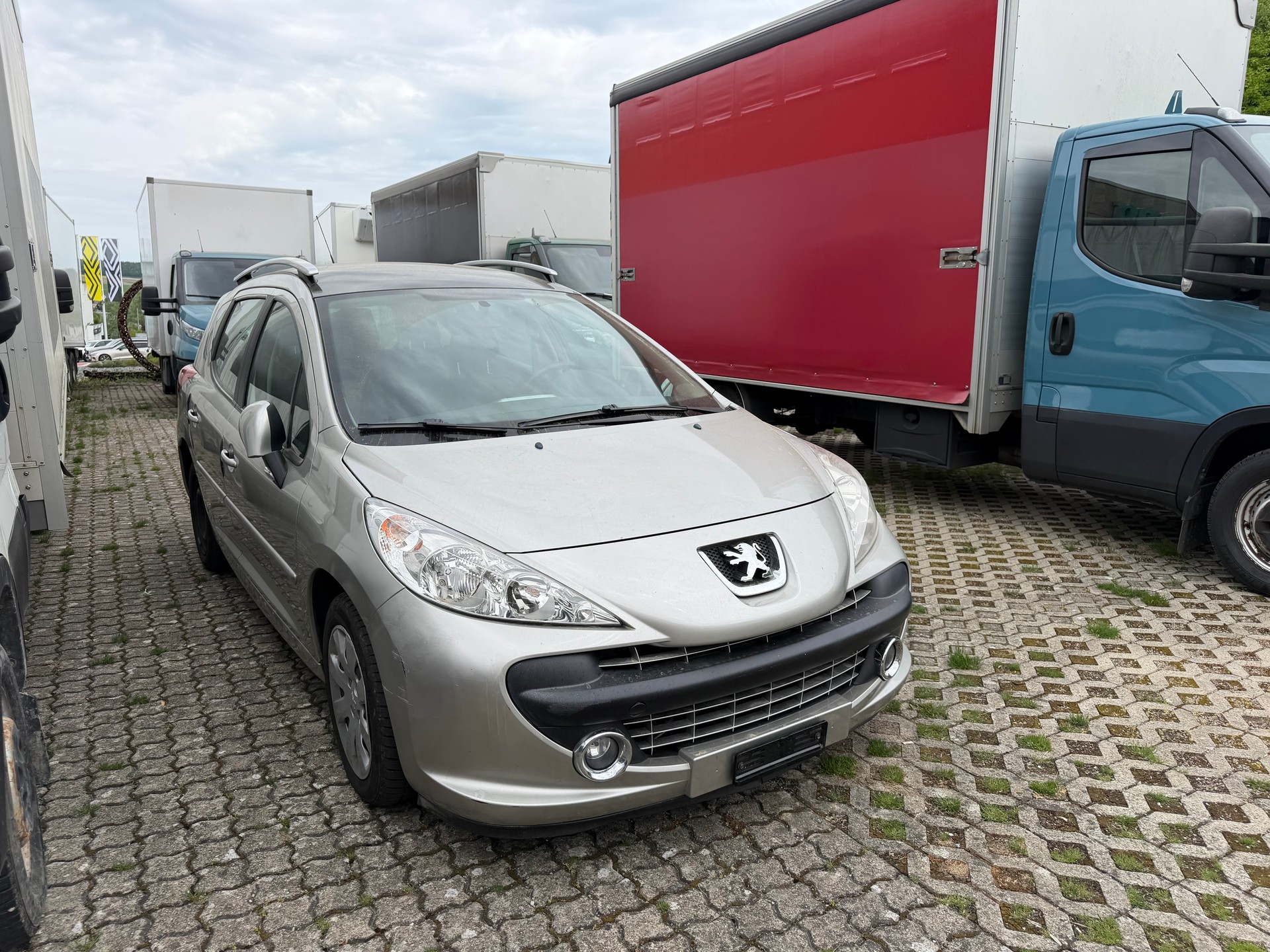 PEUGEOT 207 SW 1.6 16V Sport Automatic-image-0