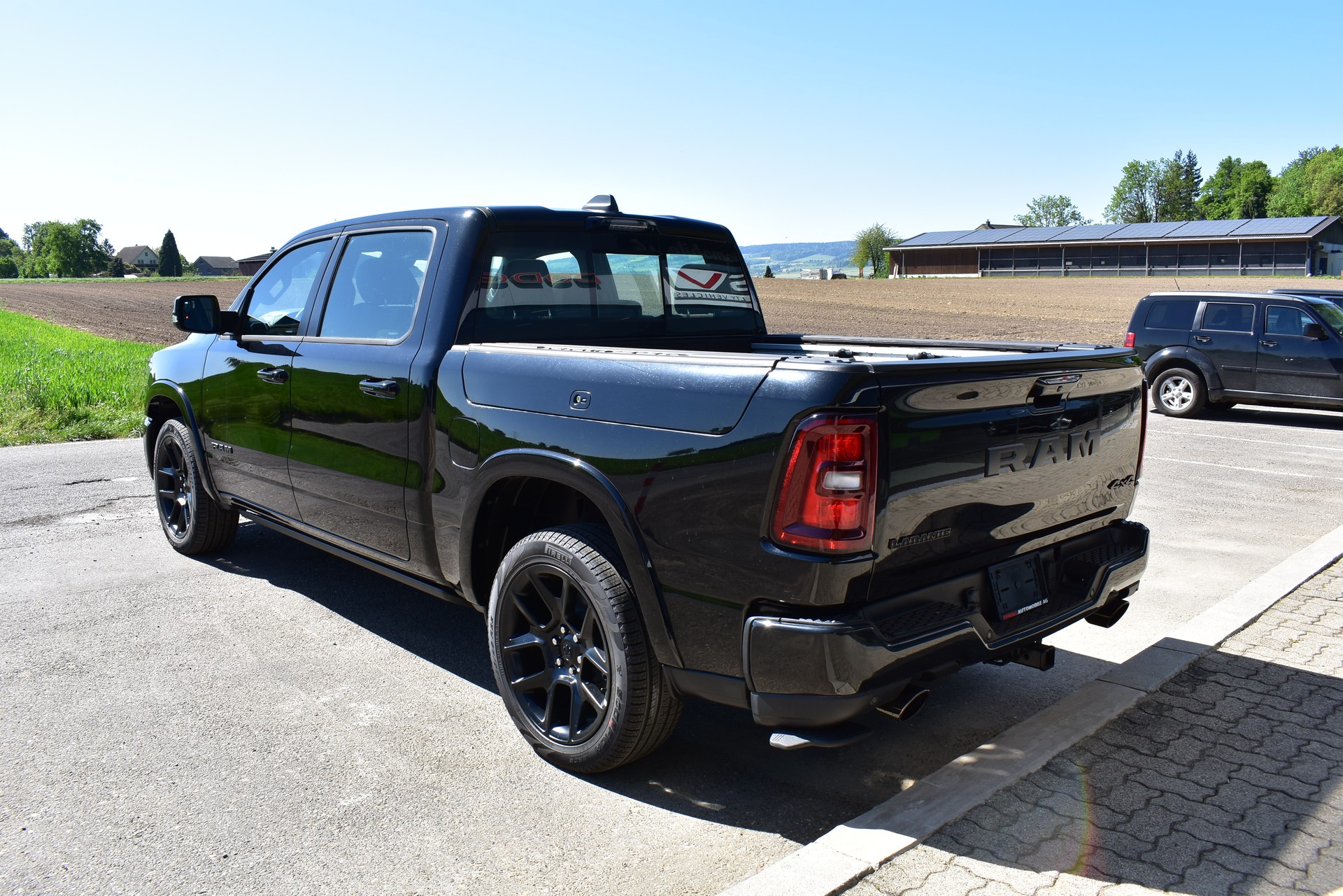 DODGE RAM 1500 CrewCab Laramie Night 3.0 Hurricane-image-4
