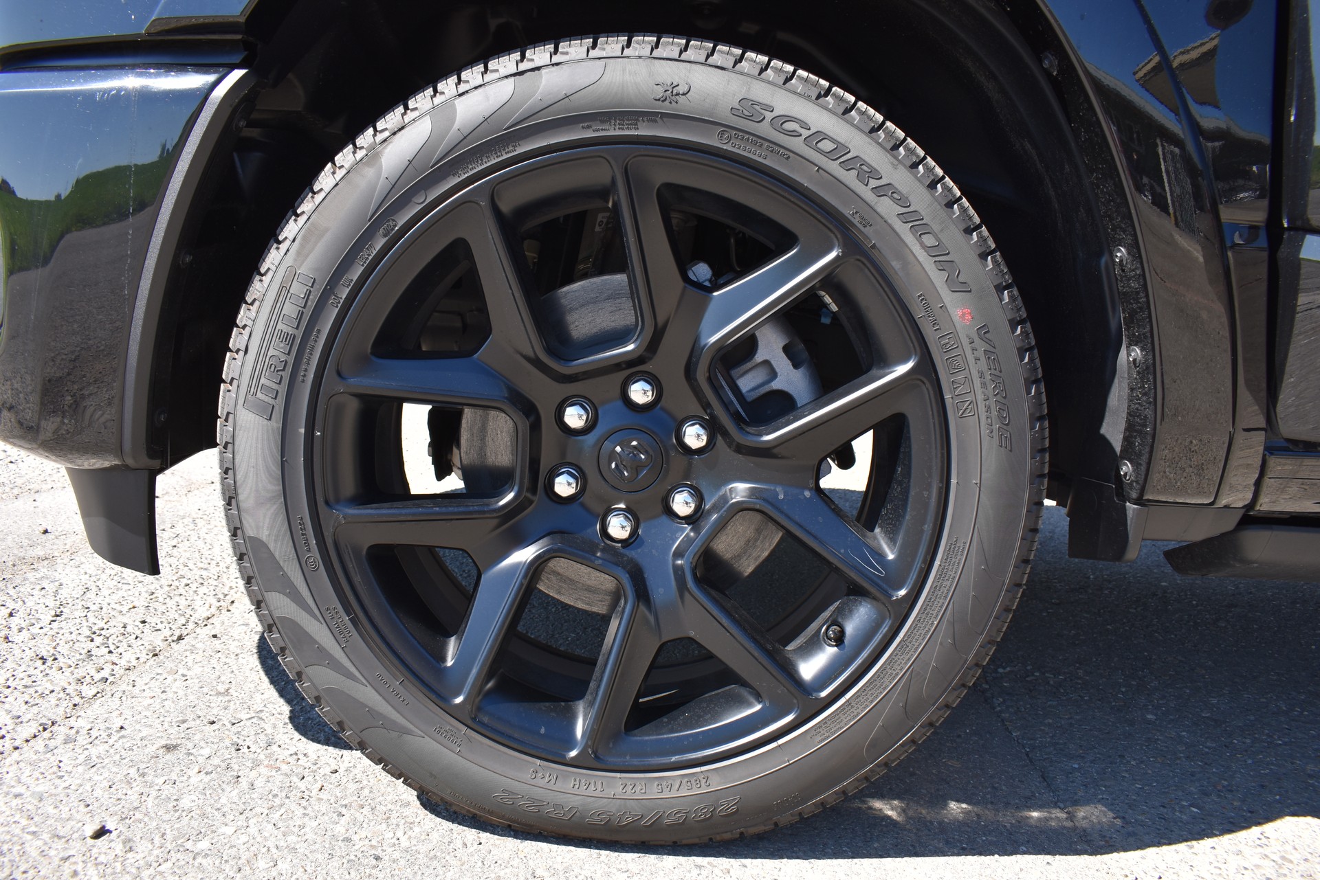 DODGE RAM 1500 CrewCab Laramie Night 3.0 Hurricane-image-12
