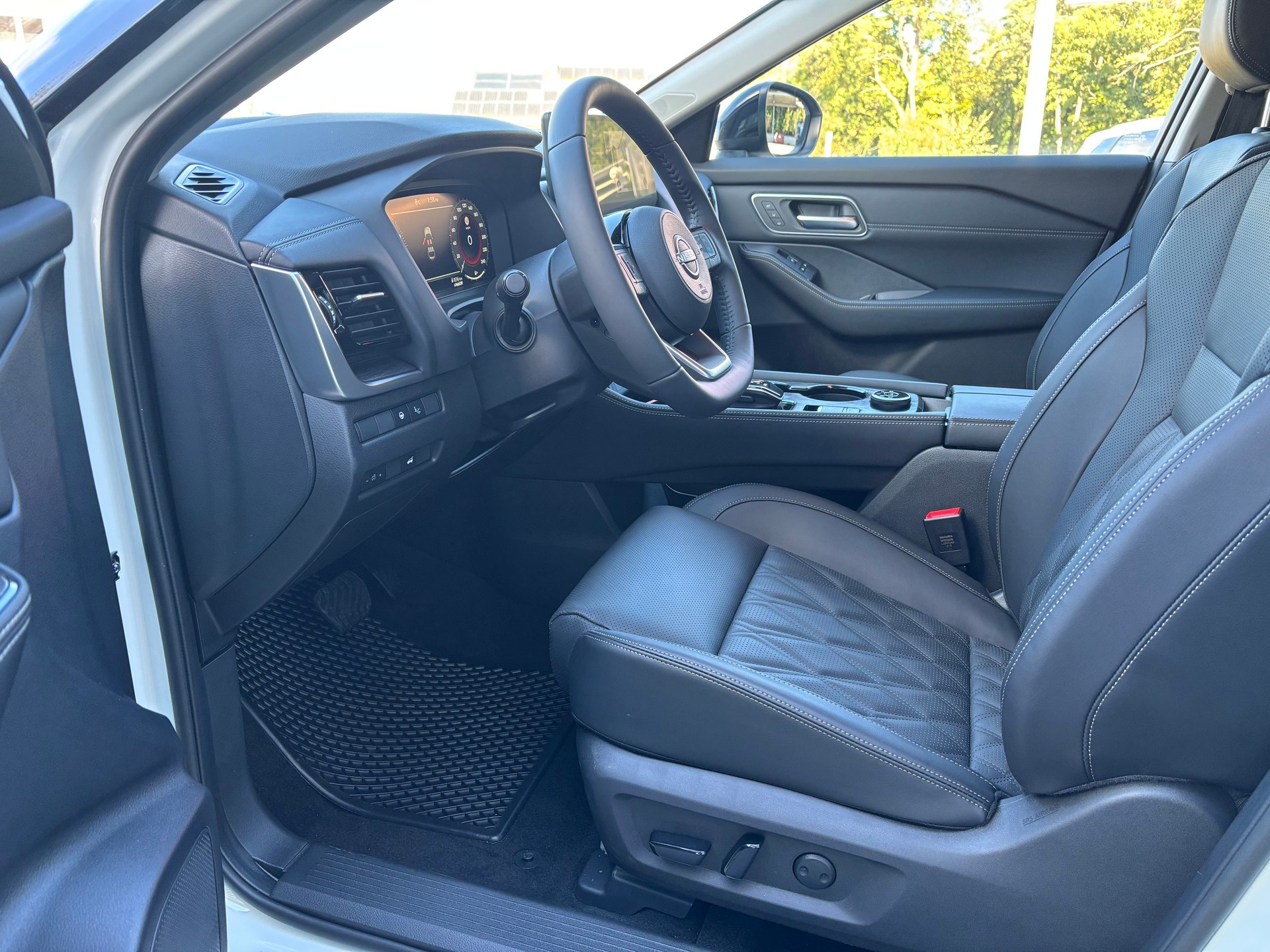 NISSAN X-Trail 1.5e-Pow 4WD Tekna+-image-9