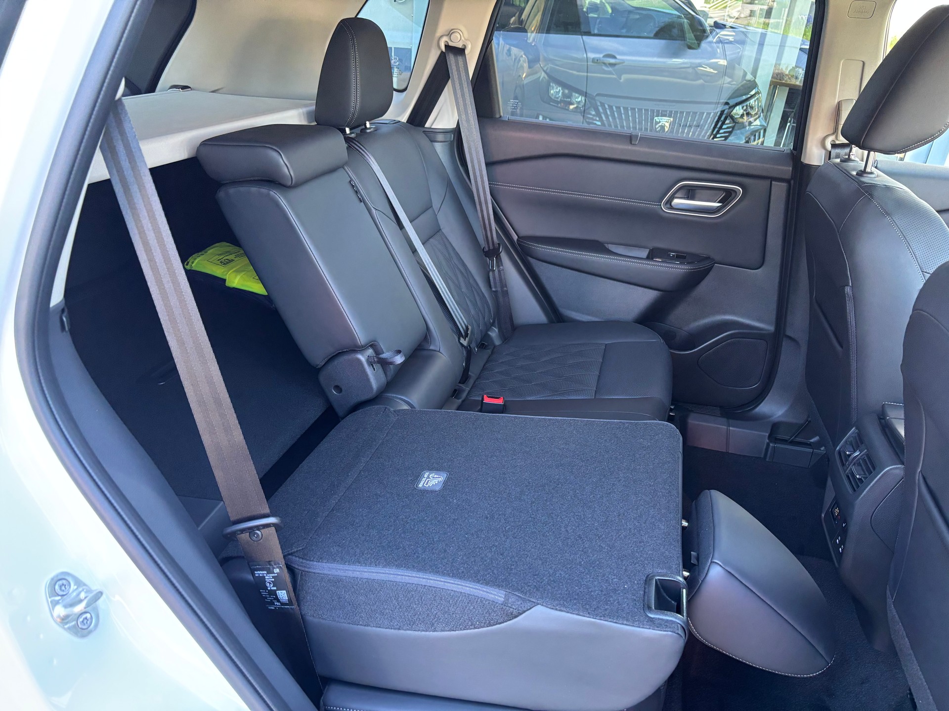 NISSAN X-Trail 1.5e-Pow 4WD Tekna+-image-12