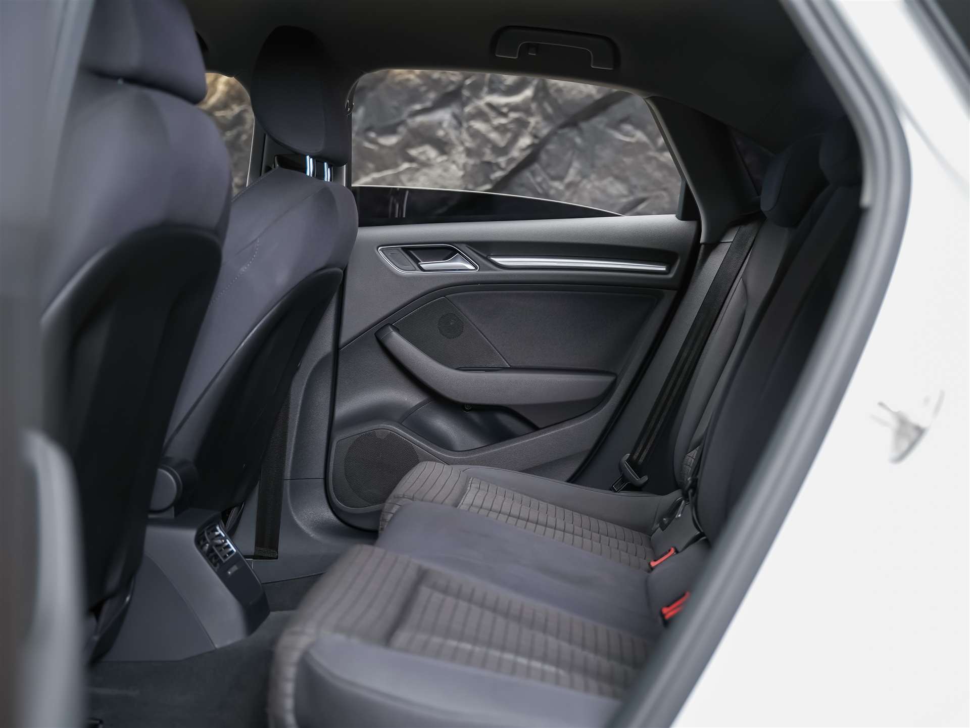 AUDI A3 Limousine 2.0 T FSI Sport quattro S-Tronic *4x4*MMI plus touch*Sitzheizung*-image-10