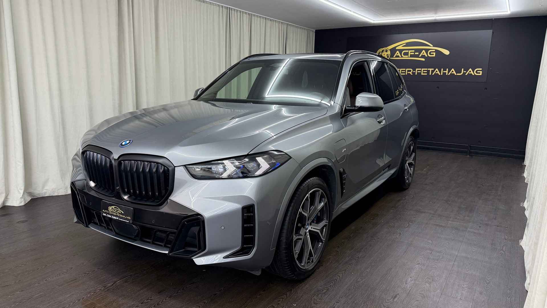BMW X5 xDrive 50e M Sport Pro Steptronic-image-0