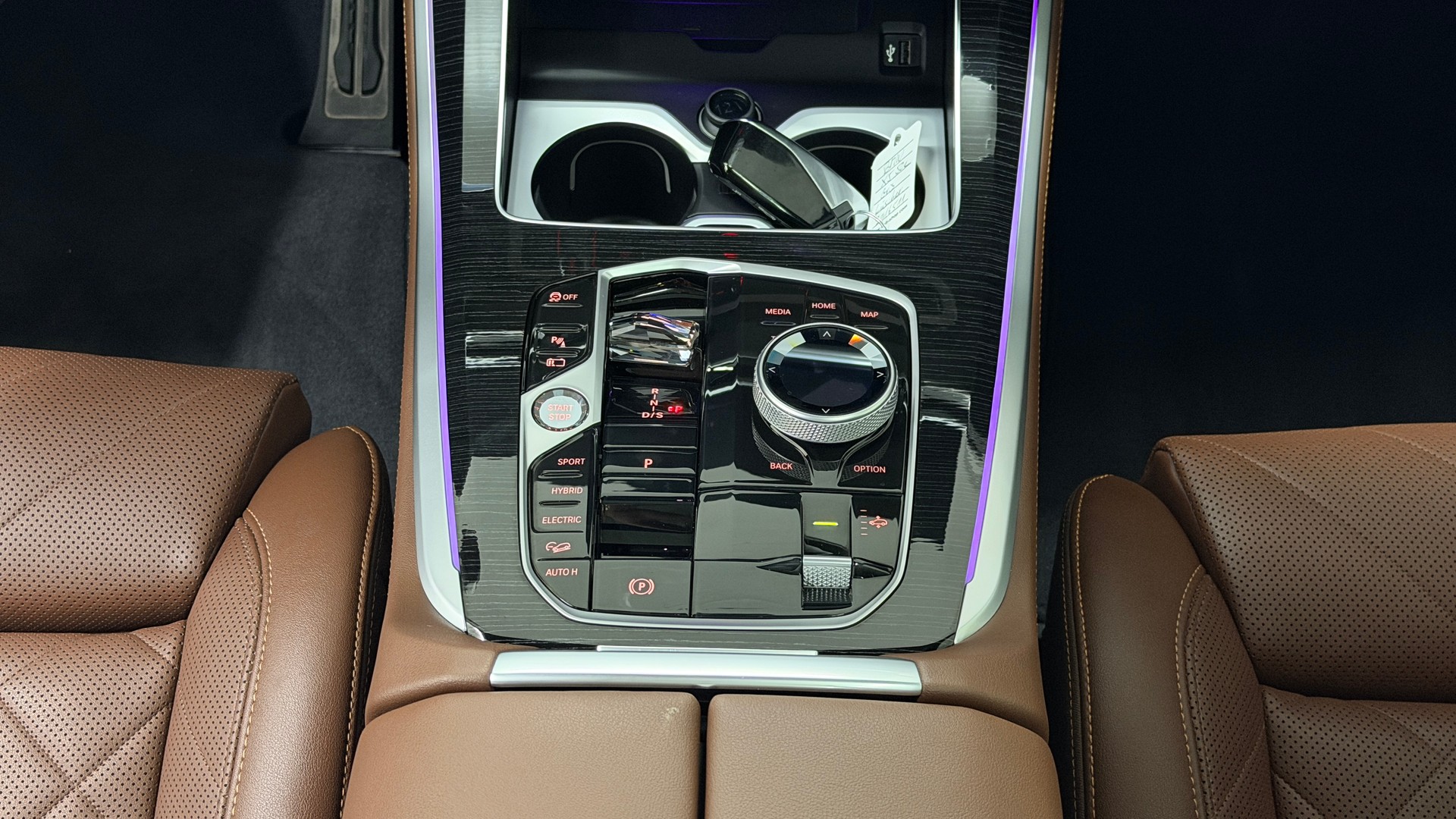 BMW X5 xDrive 50e M Sport Pro Steptronic-image-10