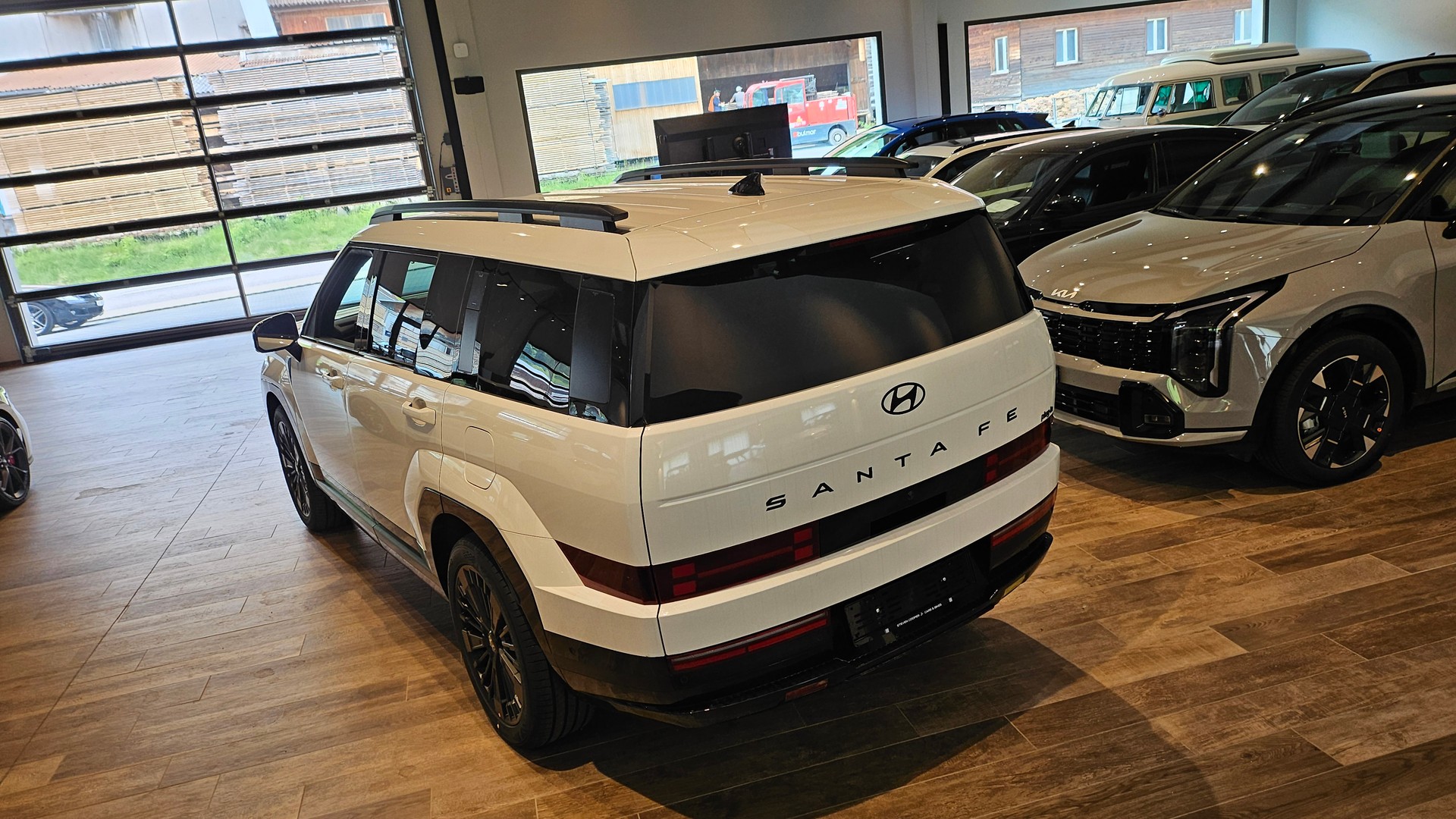 HYUNDAI Santa Fe 1.6 T-GDi PHEV Calligraphy 4WD Automatic-image-10