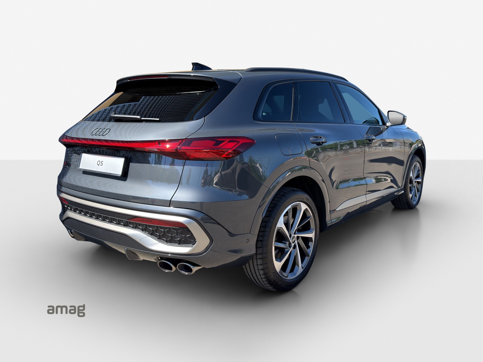 AUDI SQ5 TFSI quattro S-tronic-image-4